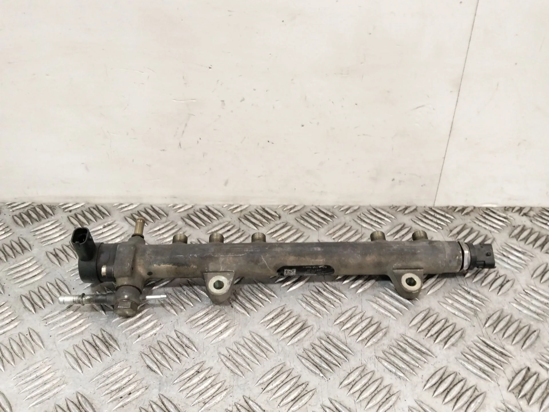 Rampa Inyectora para Chevrolet Aveo Hatchback (T300)