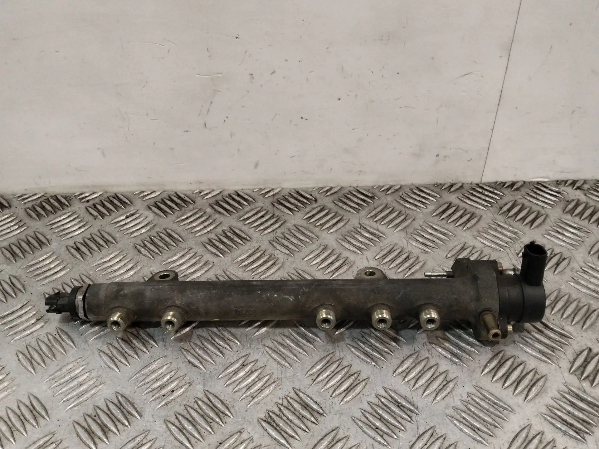 Rampa Inyectora para Chevrolet Aveo Hatchback (T300)