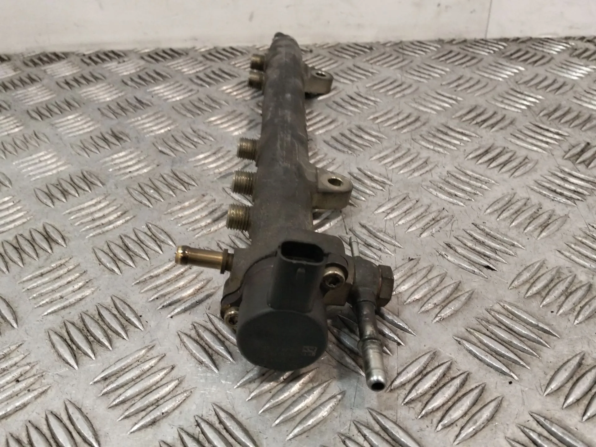 Rampa Inyectora para Chevrolet Aveo Hatchback (T300)