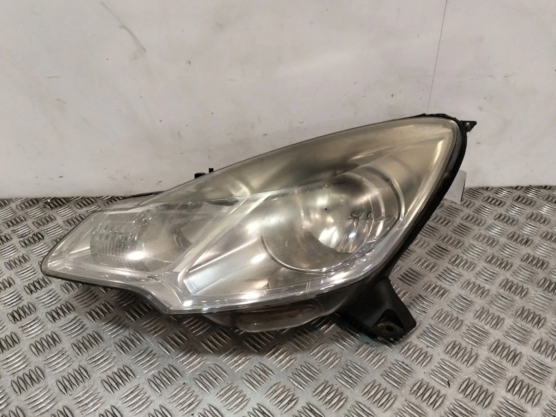 Faro Izquierdo para Citroën C3 Ii (Sc_)