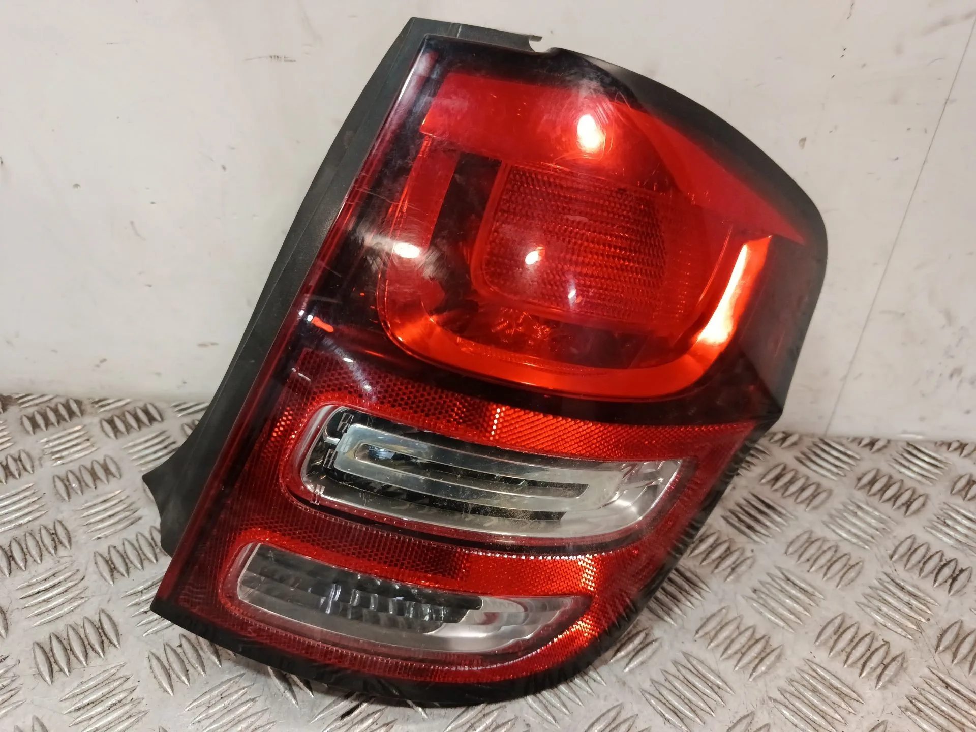 Piloto Trasero Derecho para Citroën C3 Ii (Sc_)