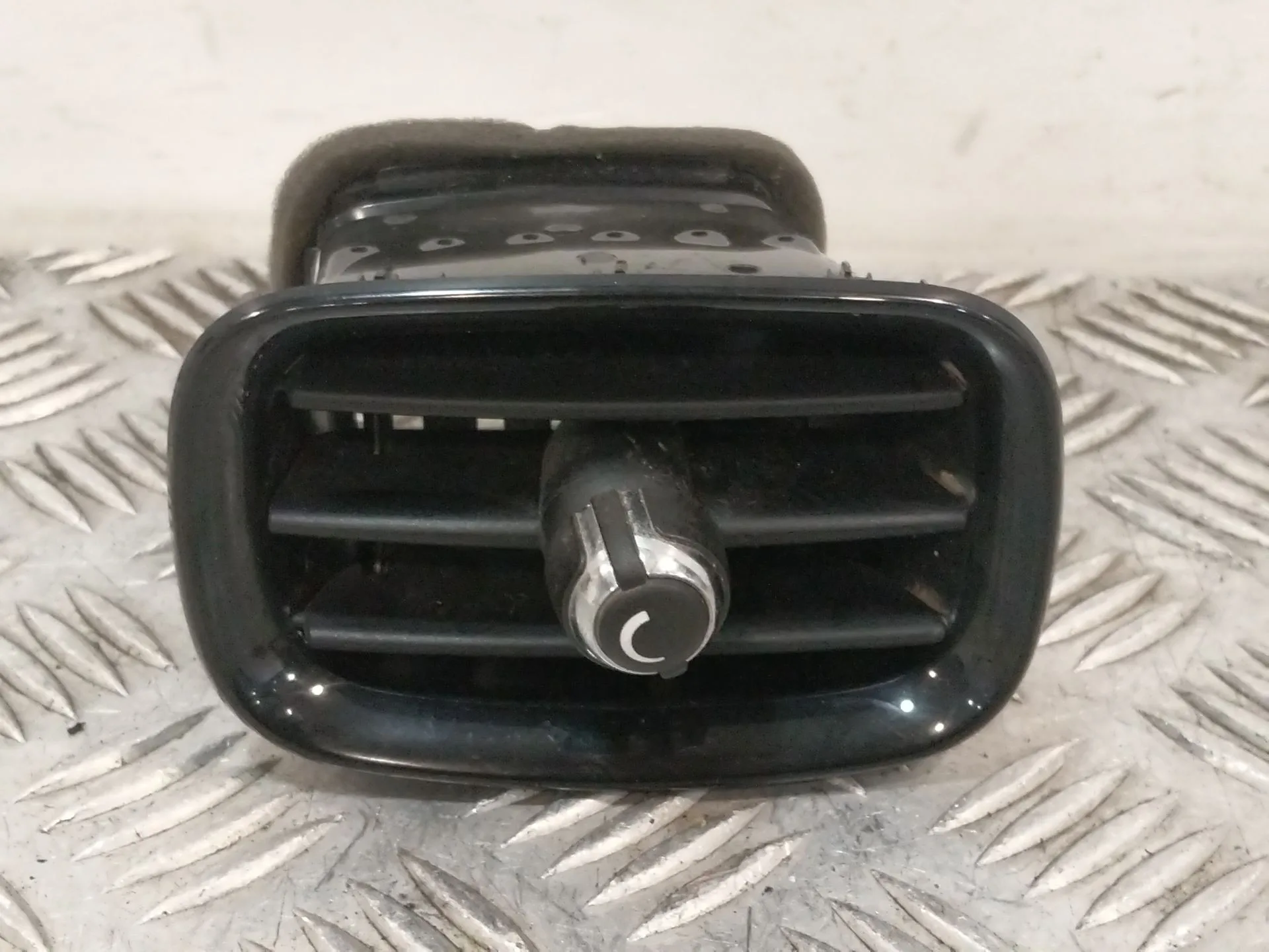 Aireador Lateral Izquierdo para Mini Countryman (F60)
