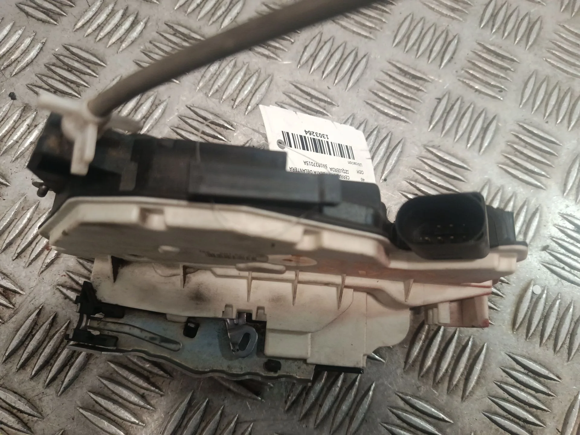 Cerradura Puerta Delantera Izquierda para Seat Ibiza Iv Sc (6J1, 6P5)