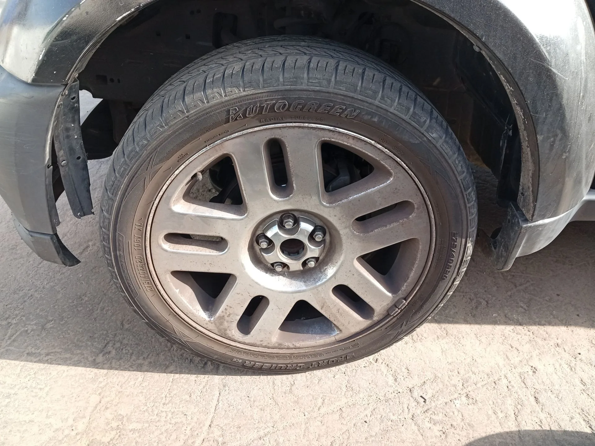Mangueta Delantera Izquierda para Dodge Nitro
