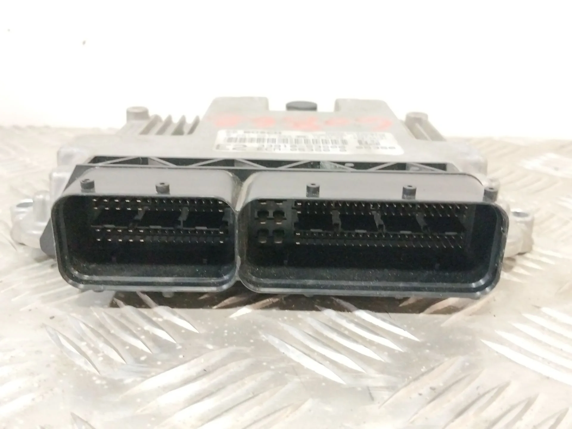 Centralita Motor Uce para Suzuki Vitara (Ly)