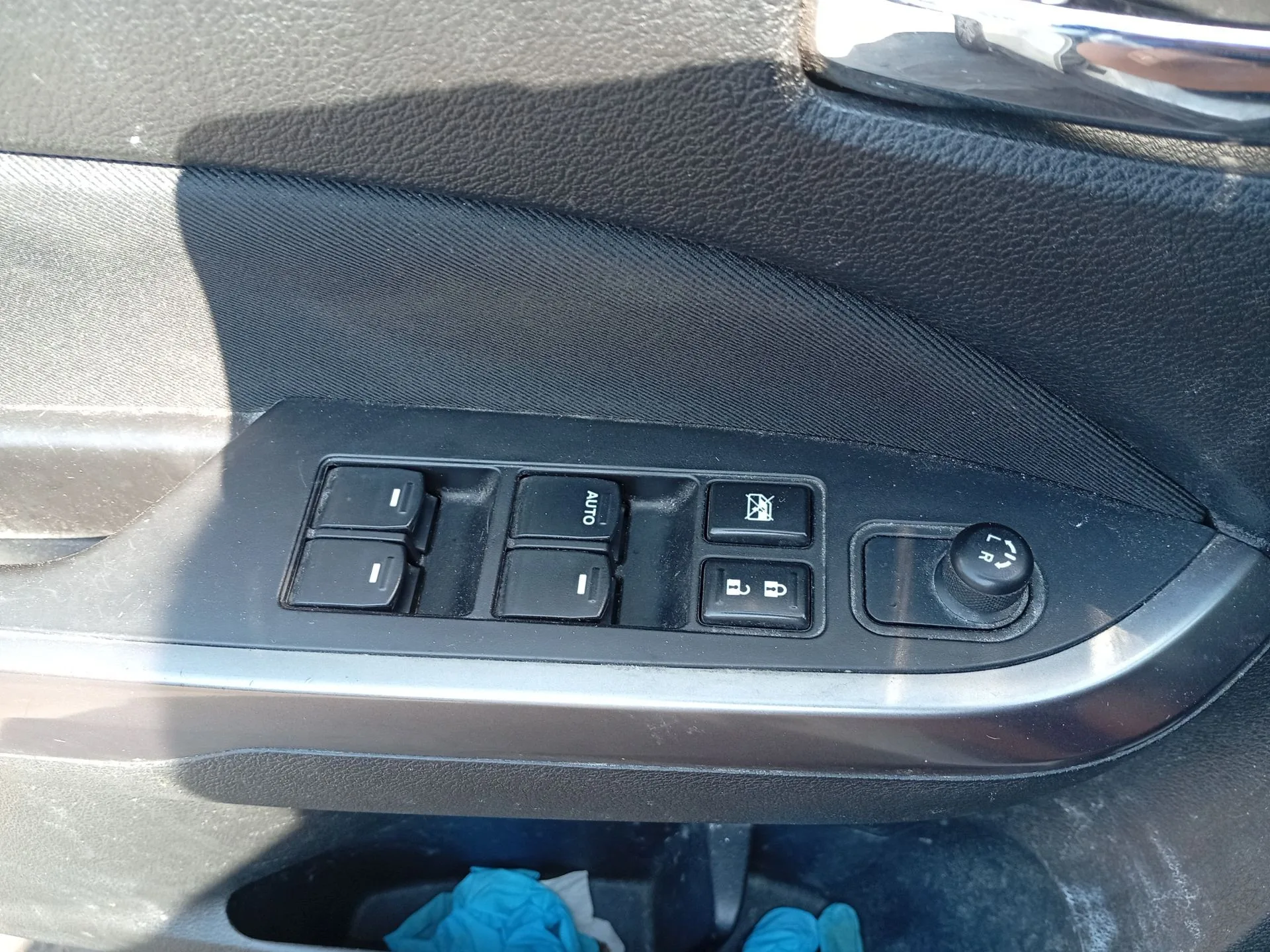 Mando Elevalunas Delantero Izquierdo para Suzuki Vitara (Ly)
