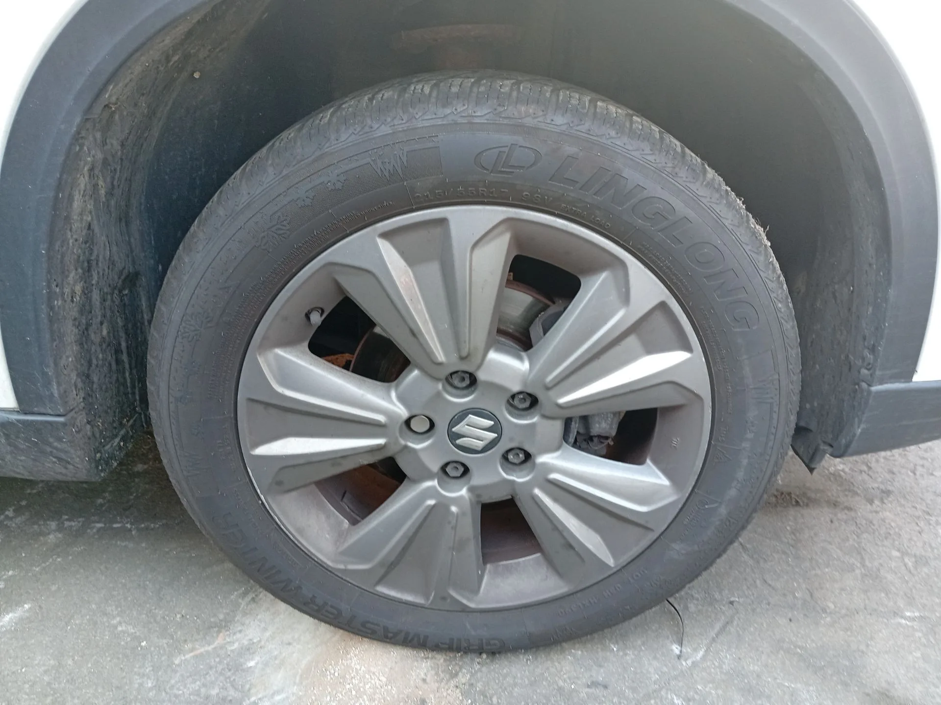 Mangueta Delantera Derecha para Suzuki Vitara (Ly)