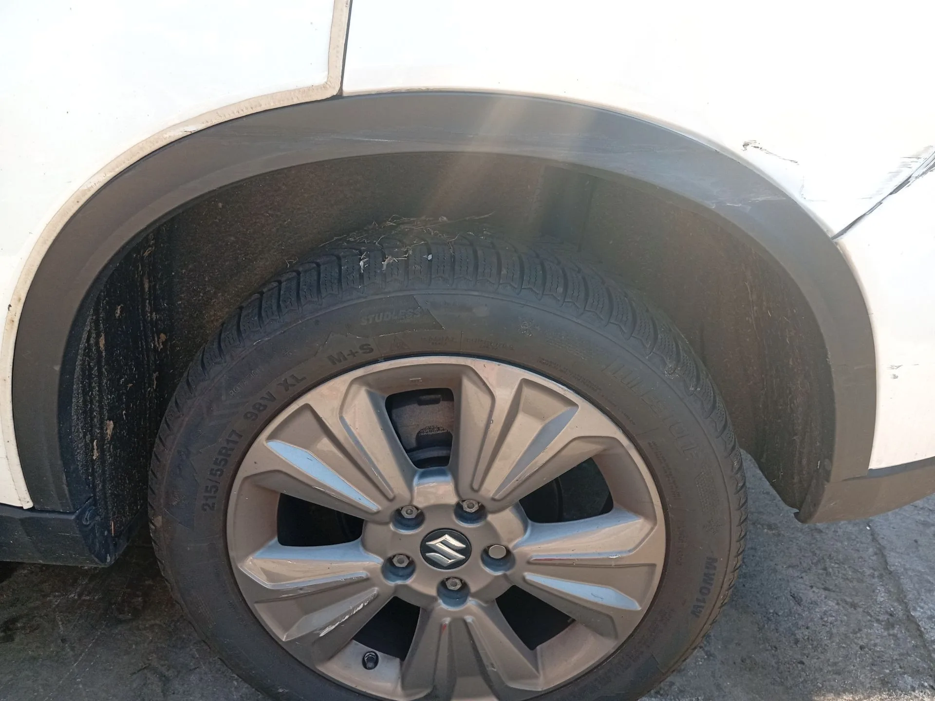 Paso De Rueda Trasero Izquierdo para Suzuki Vitara (Ly)