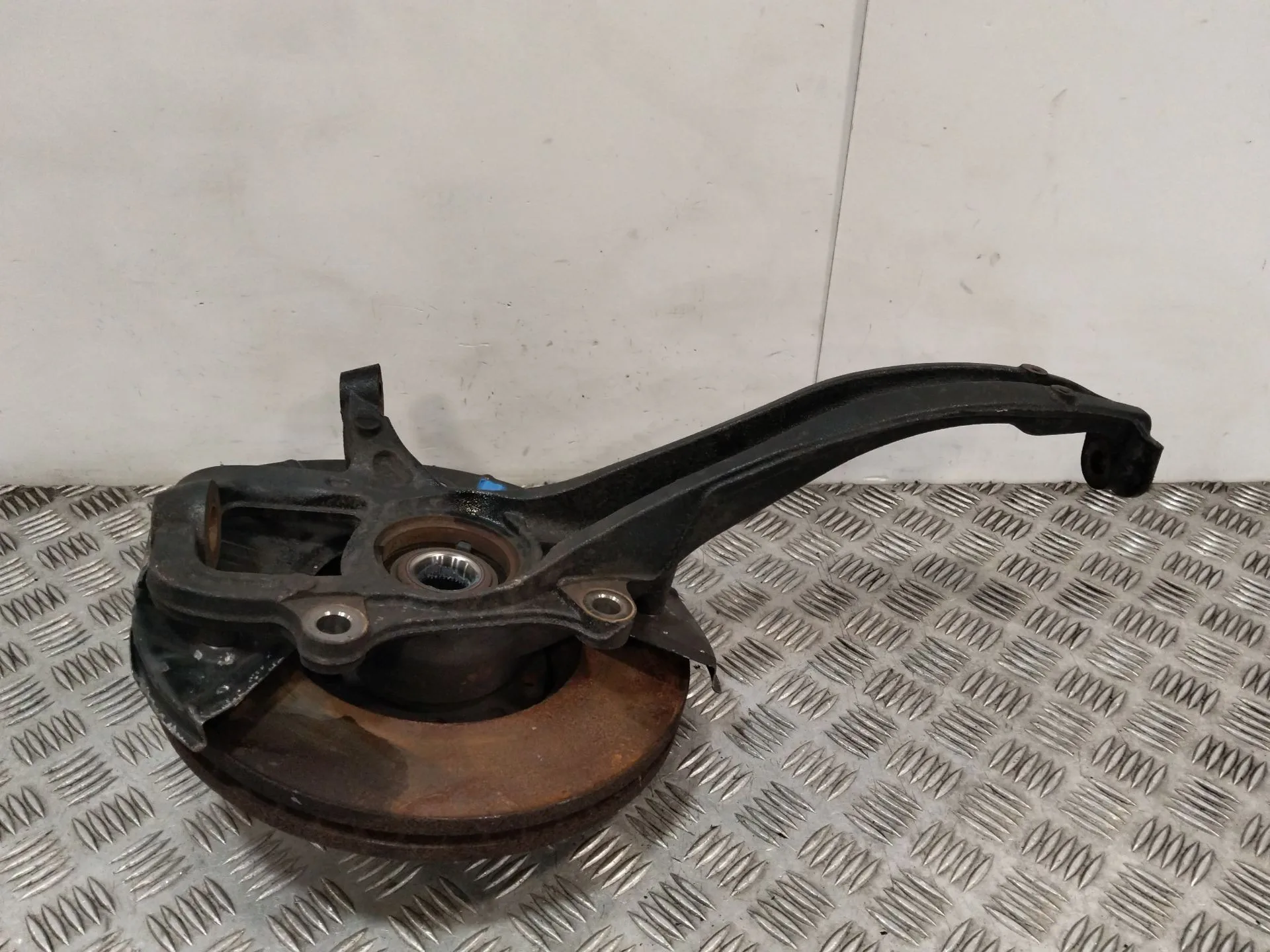 Mangueta Delantera Izquierda para Volkswagen Touareg (7La)