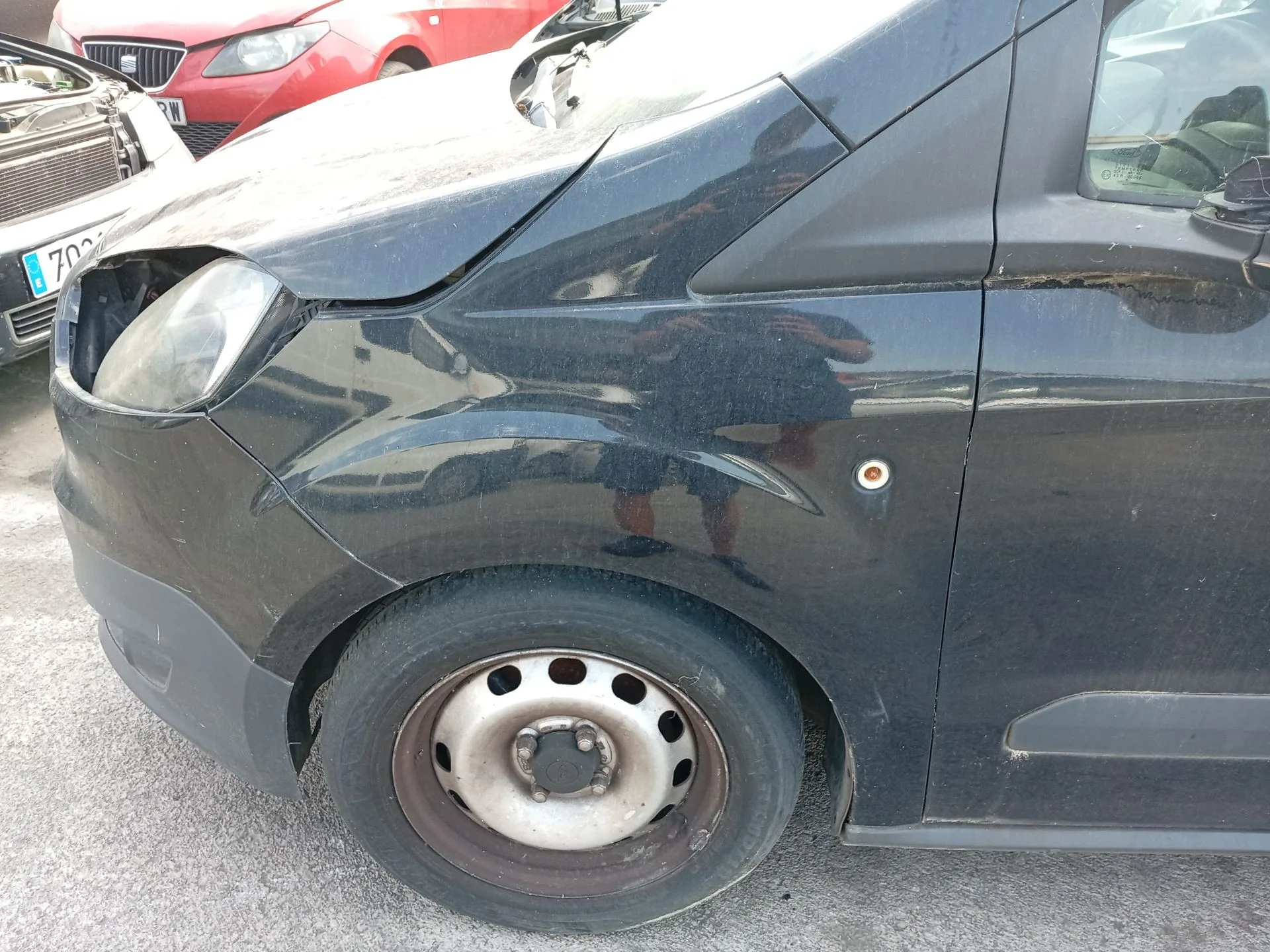 Aleta Delantera Izquierda para Ford Transit Courier B460 Furgoneta/Monovolumen