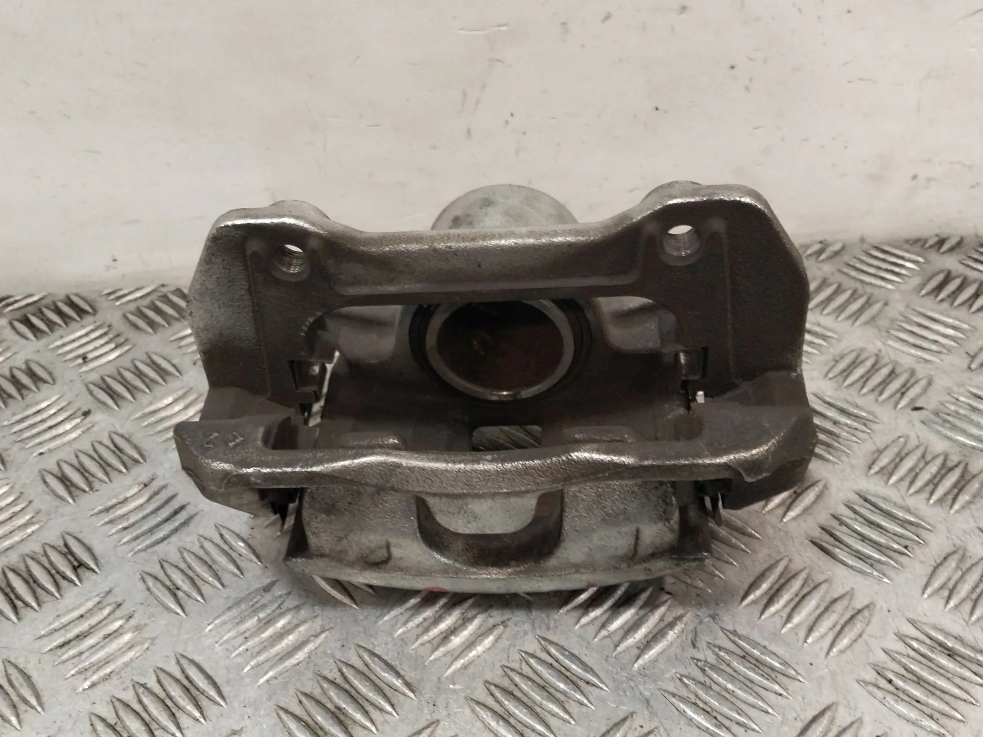 Pinza Freno Delantera Izquierda para Kia Xceed (Cd)