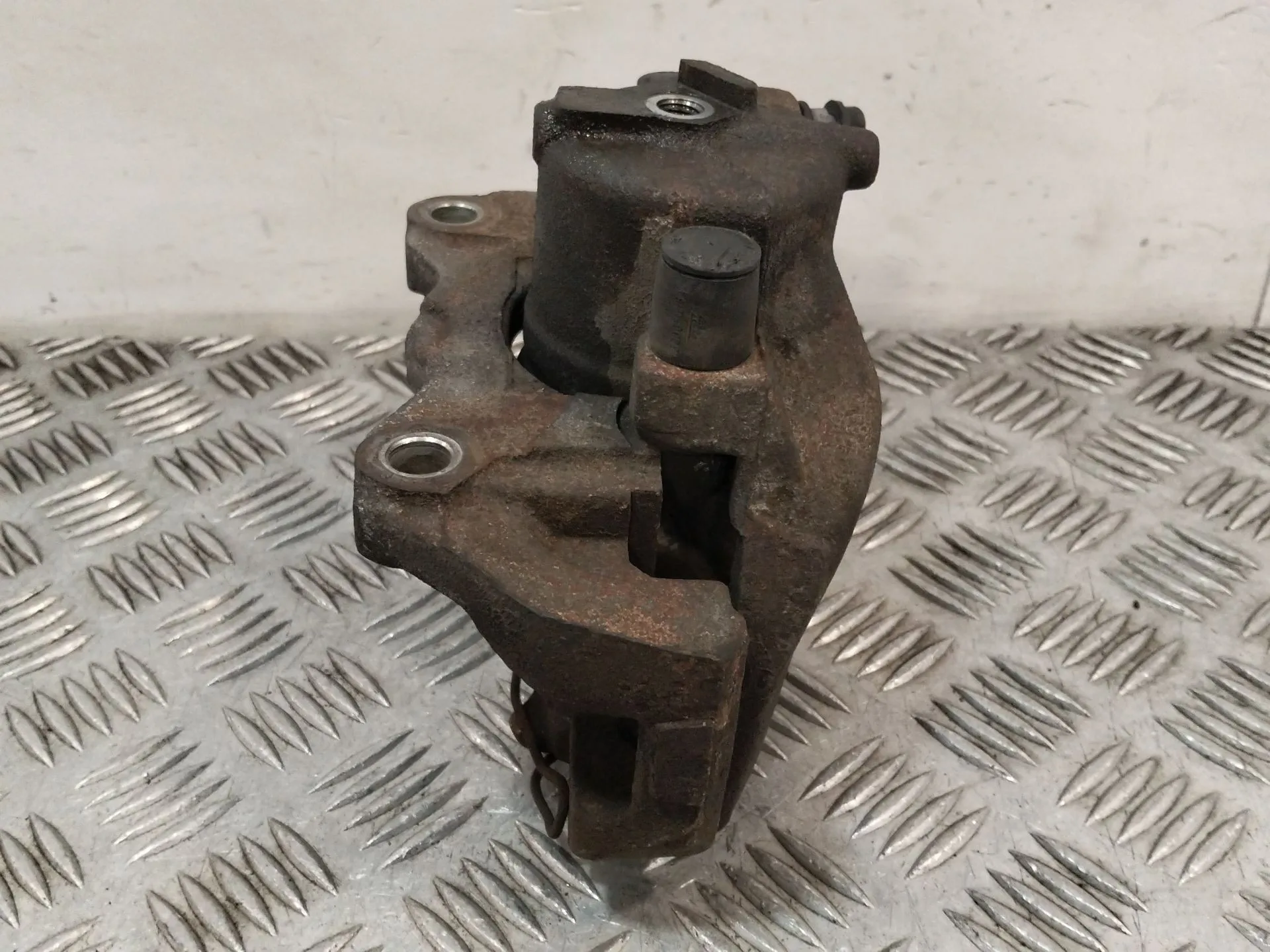 Pinza Freno Delantera Izquierda para Opel Astra H (A04)