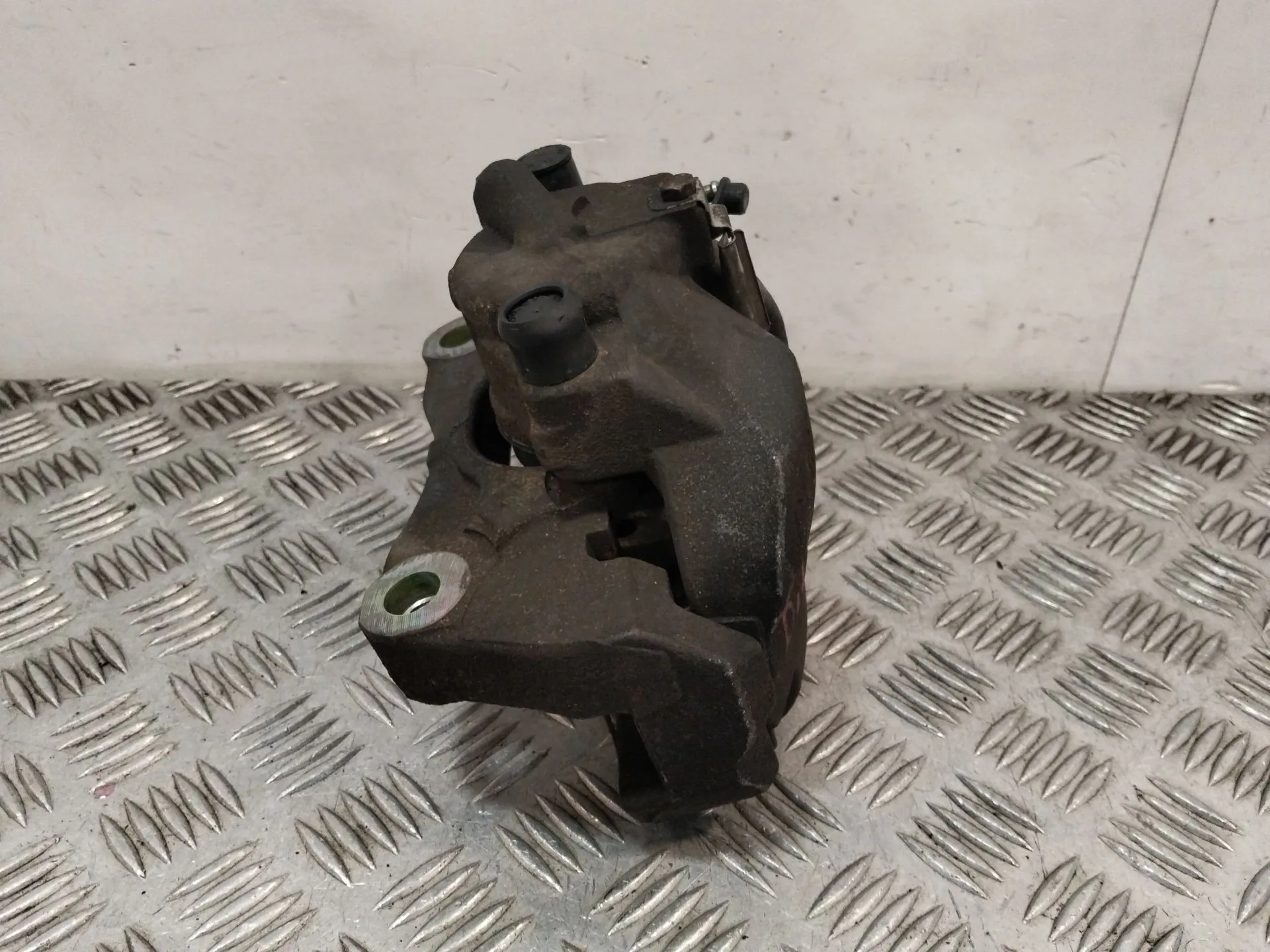 Pinza Freno Delantera Izquierda para Volkswagen Touareg (7La)