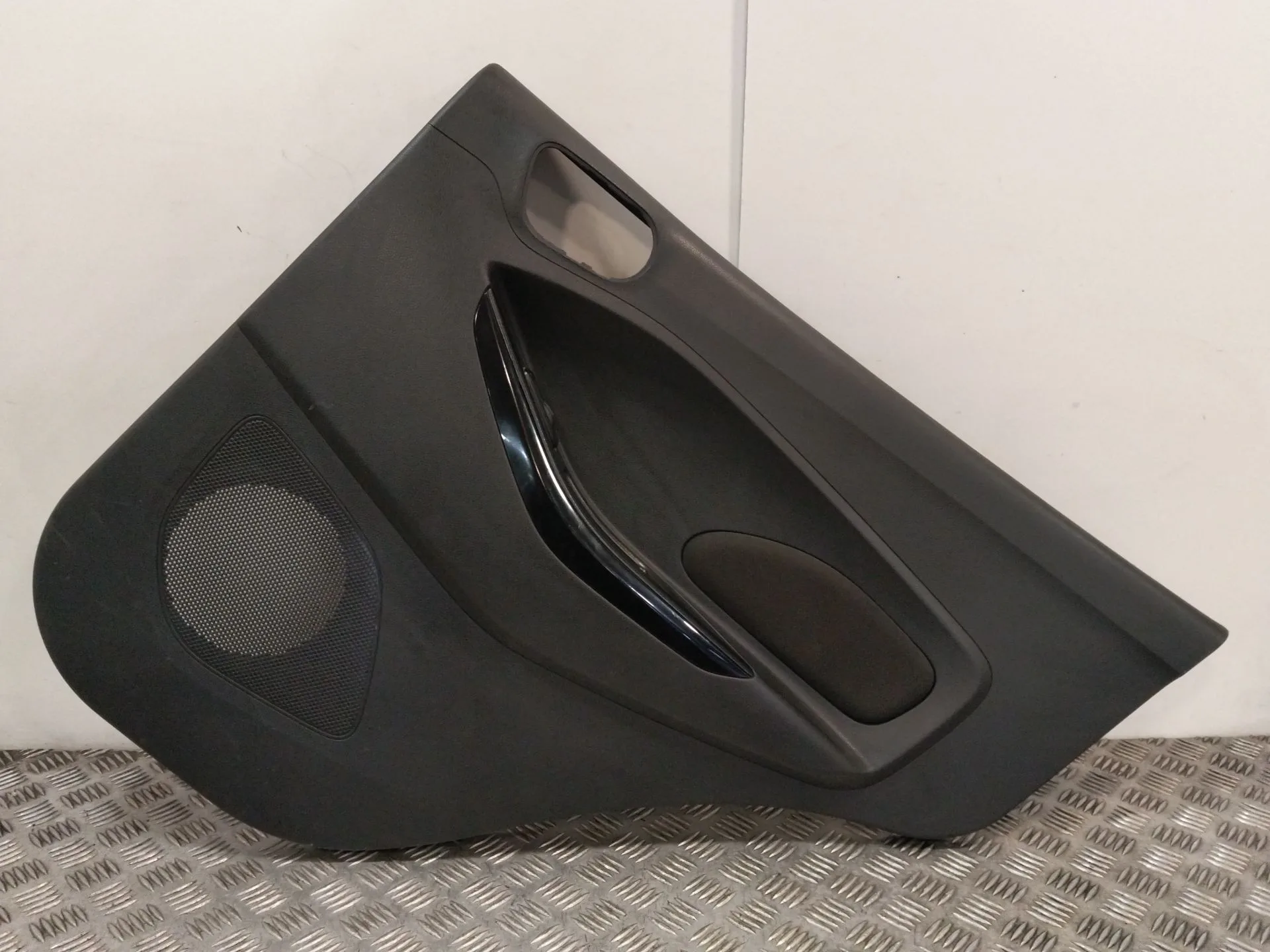 Guarnecido Puerta Trasera Derecha para Ford Ka+