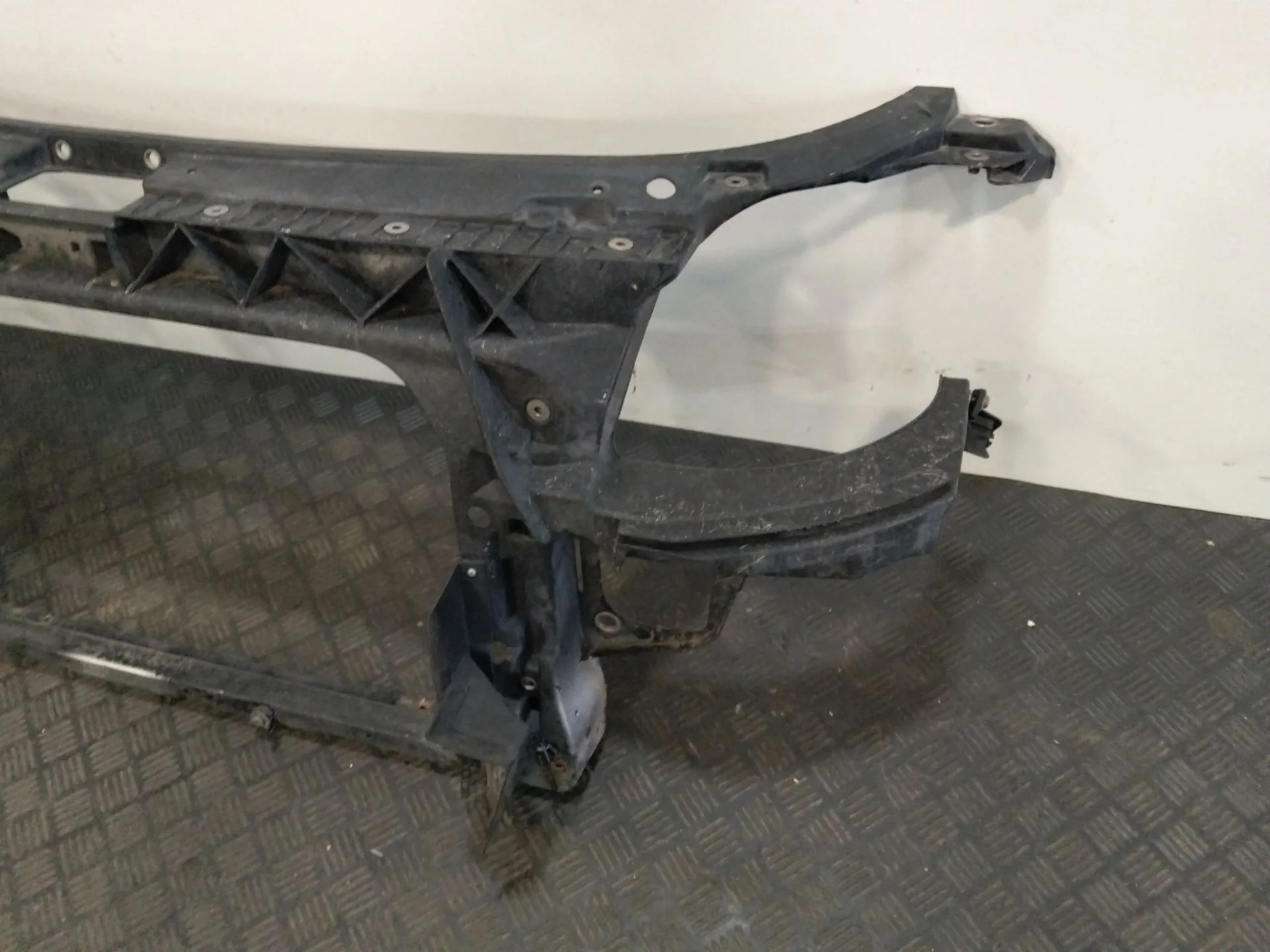 Panel Frontal para Audi A6 C6 (4F2)