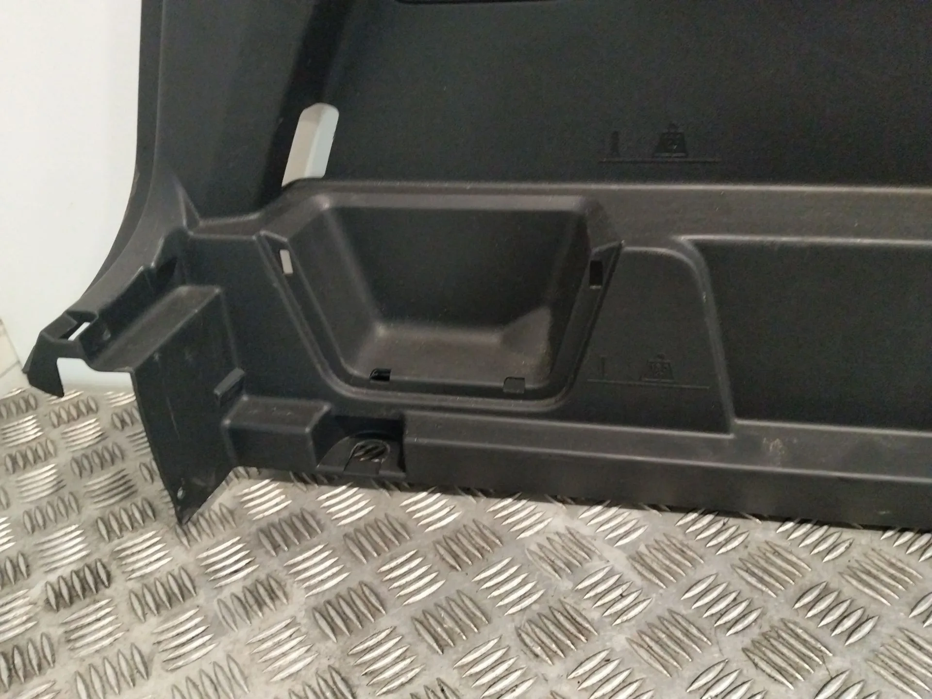 Moldura para Peugeot 3008 Ii Suv (Mc_, Mr_, Mj_, M4_)