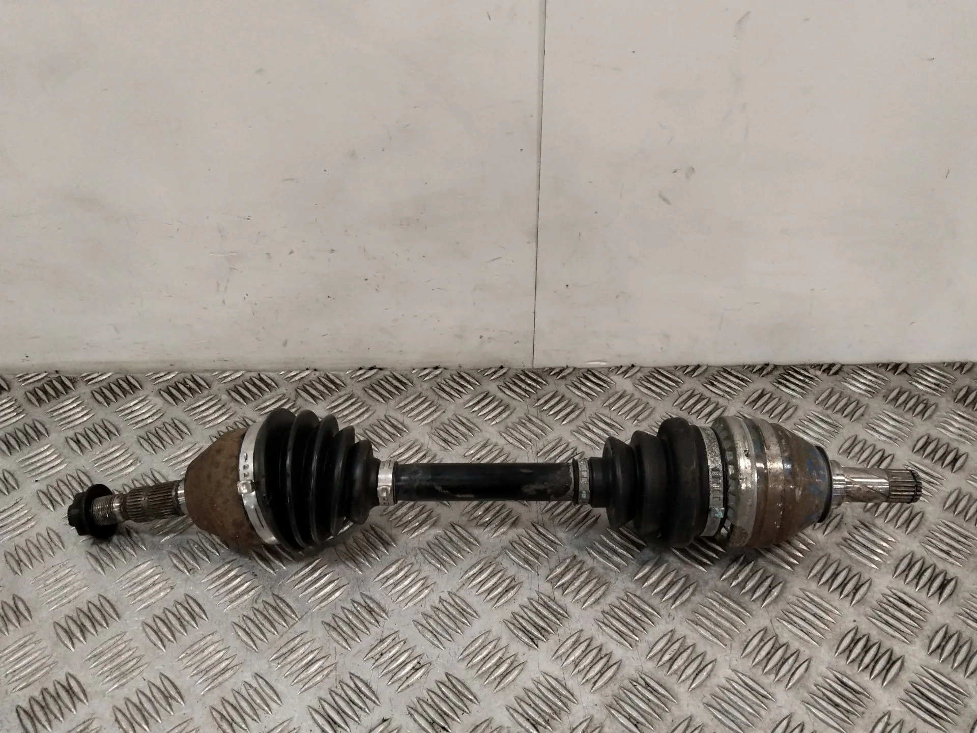 Transmision Delantera Izquierda para Opel Astra H Gtc (A04)