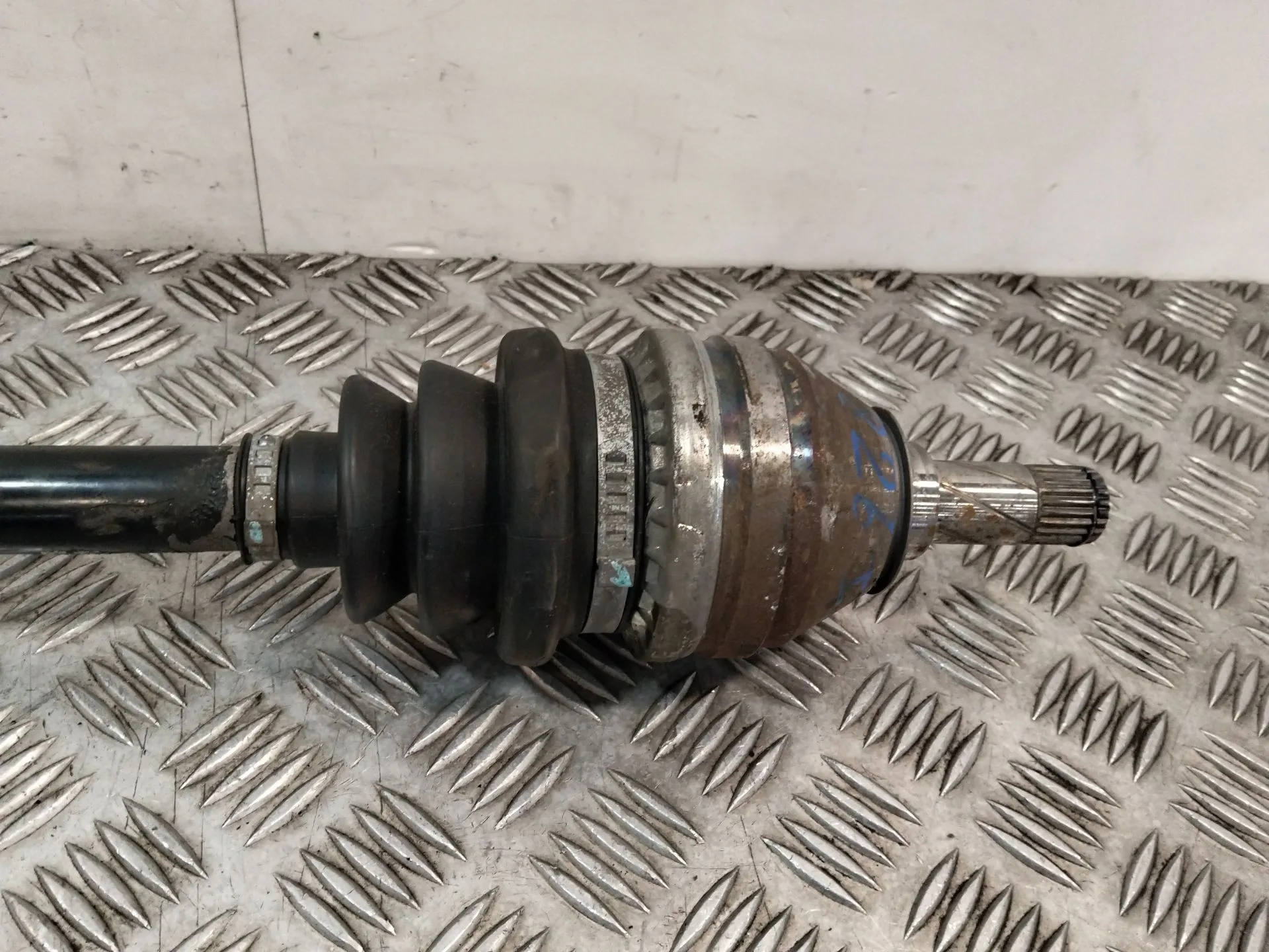 Transmision Delantera Izquierda para Opel Astra H Gtc (A04)