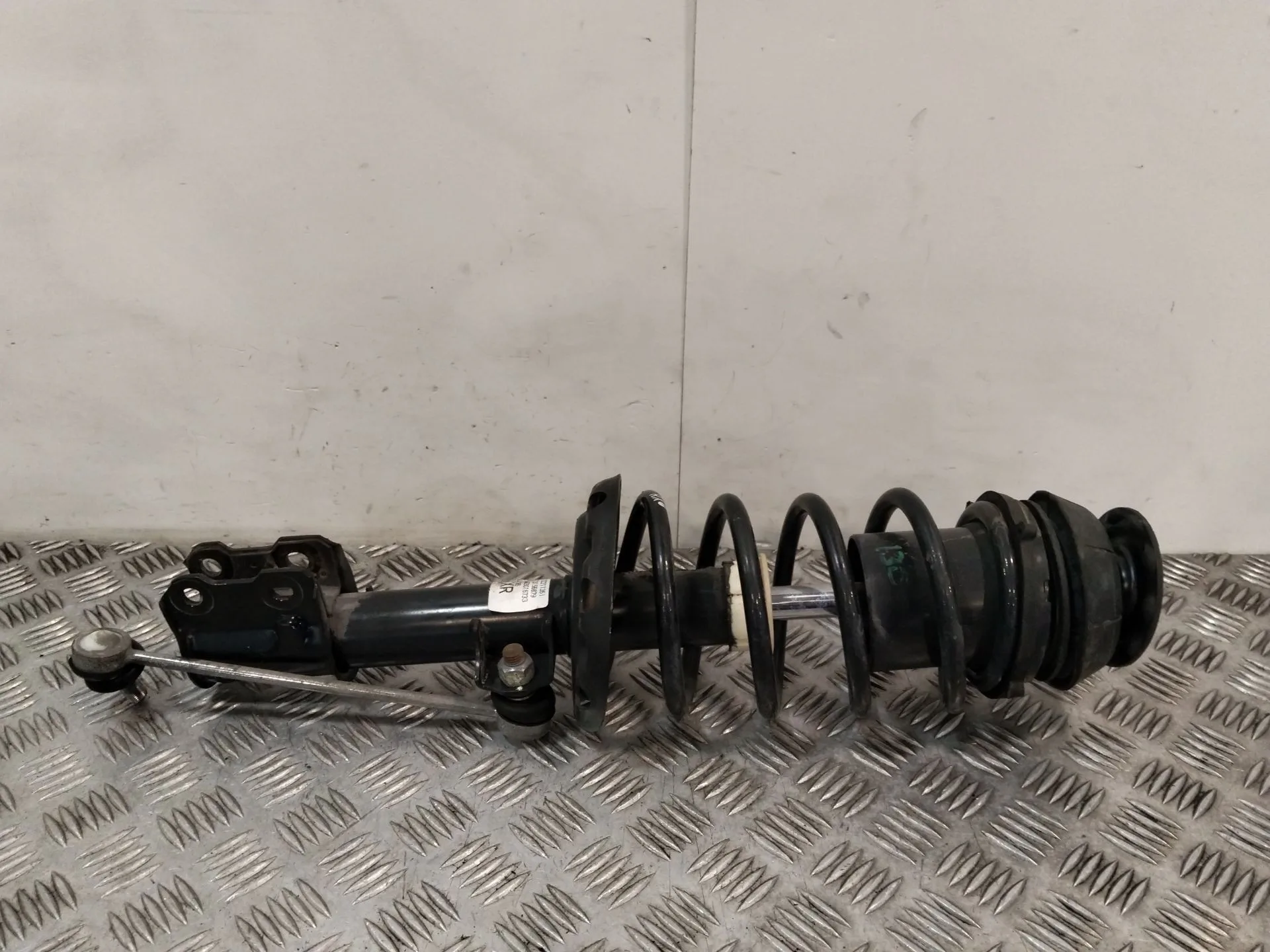 Amortiguador Delantero Izquierdo para Opel Astra H Gtc (A04)