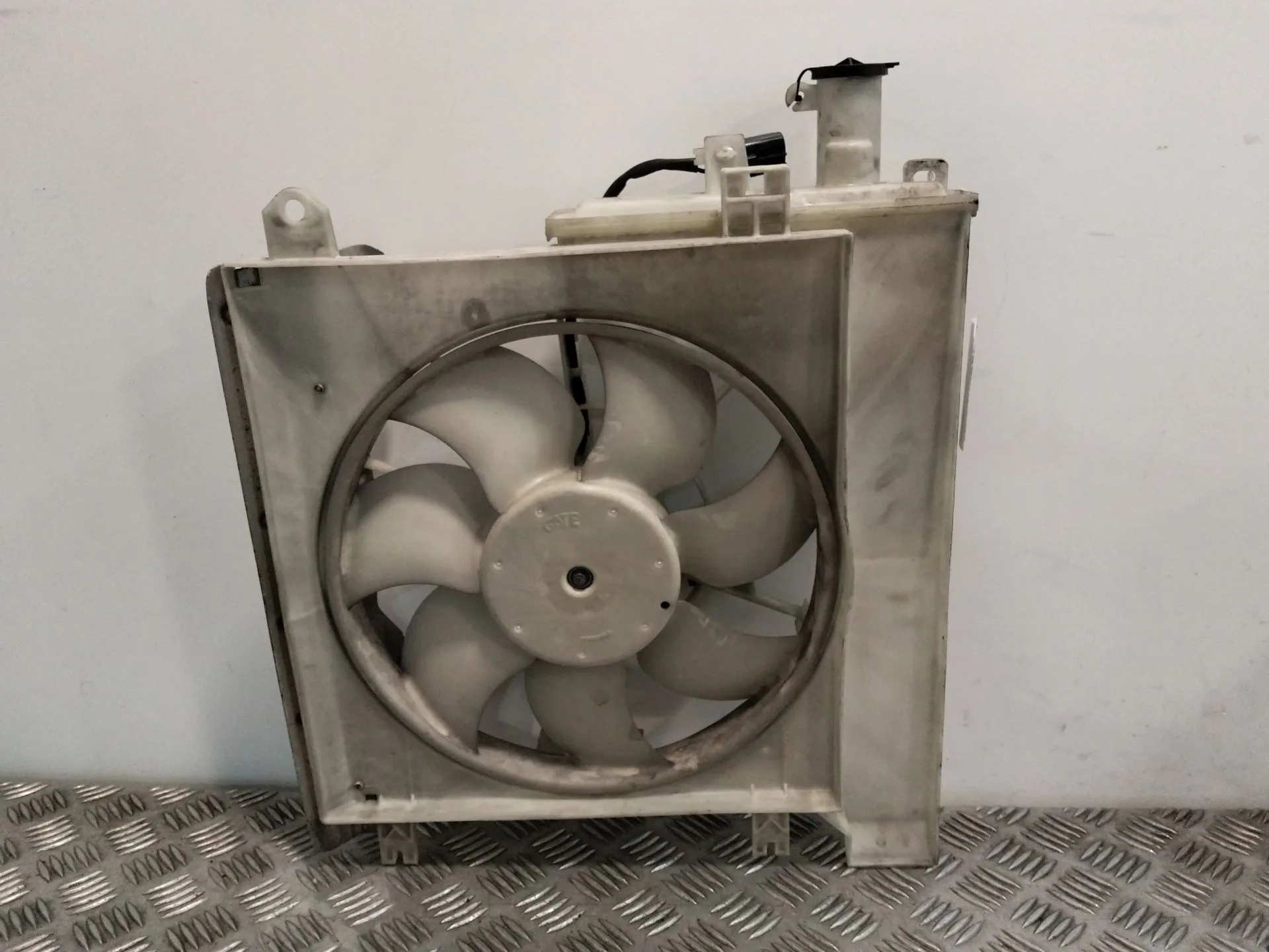 Electroventilador para Toyota Aygo (_B1_)