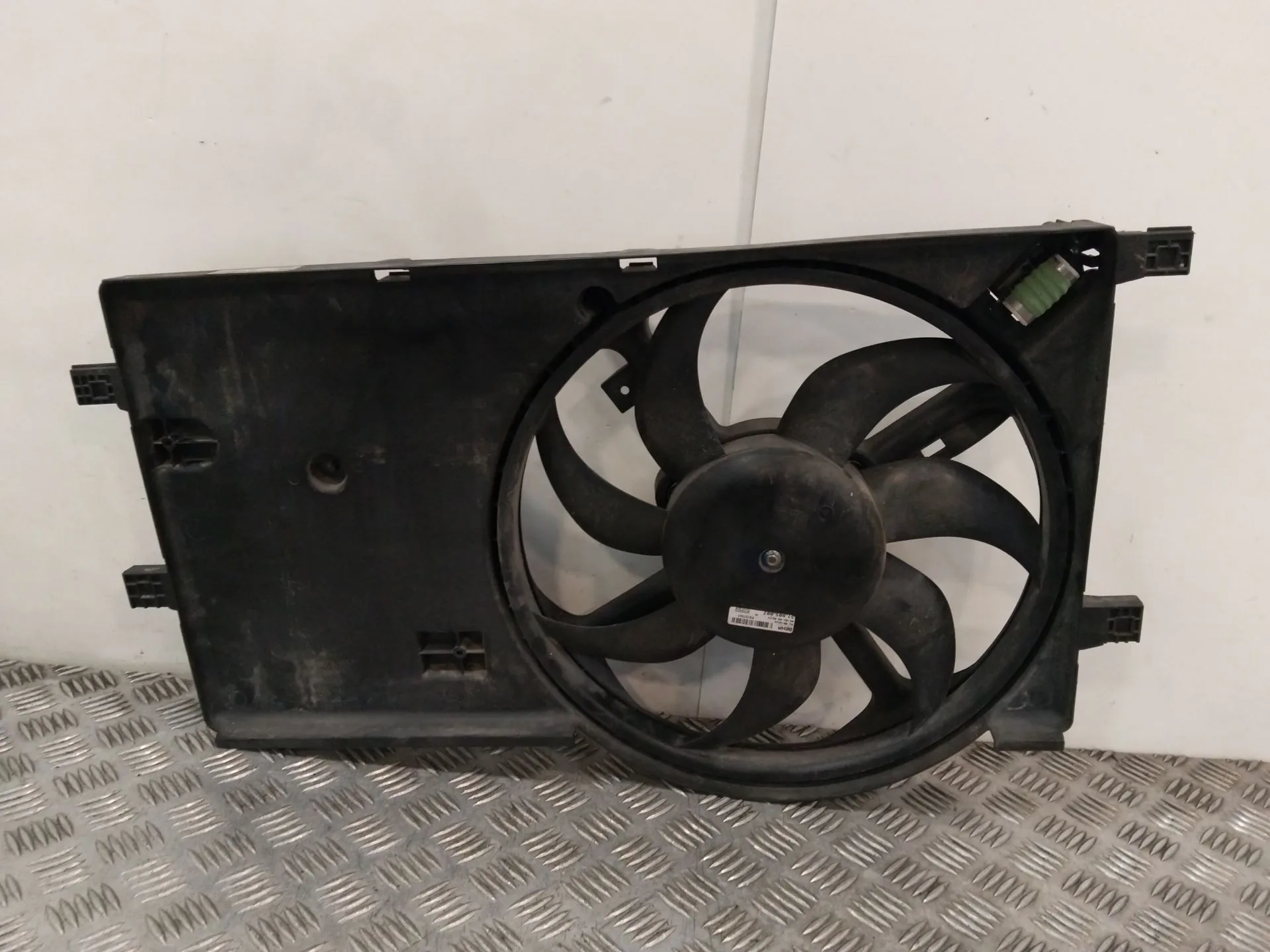 Electroventilador para Fiat Fiorino Monospace (225_)