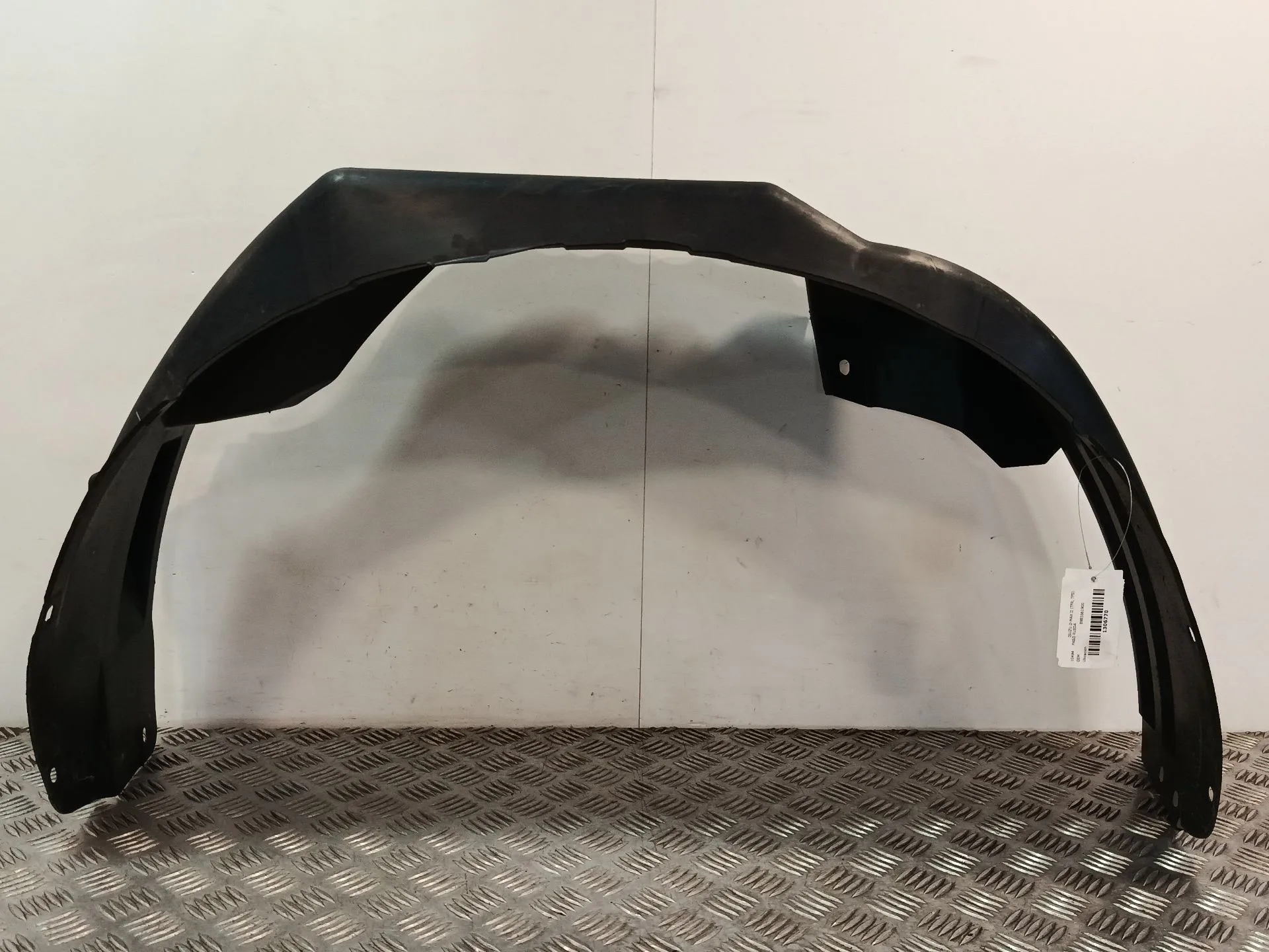 Plastico Paso Rueda Trasero Derecho para Isuzu D-Max Ii (Tfr, Tfs)