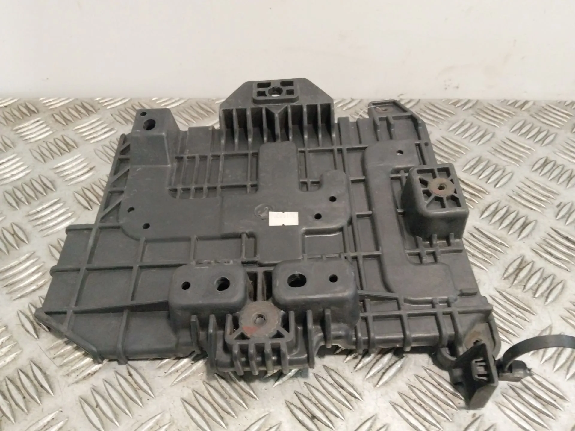 Soporte Bateria para Kia Carens Iv
