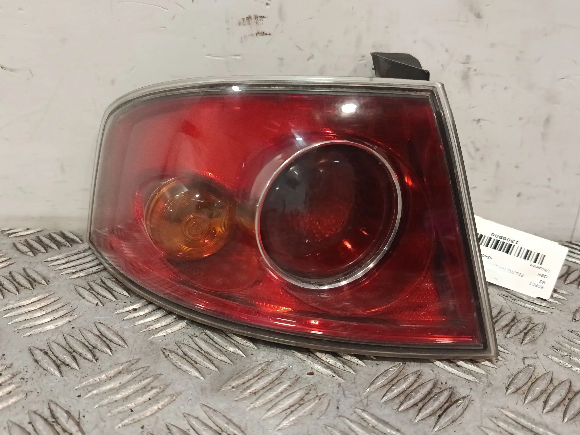 Piloto Trasero Izquierdo para Seat Ibiza Iii (6L1)