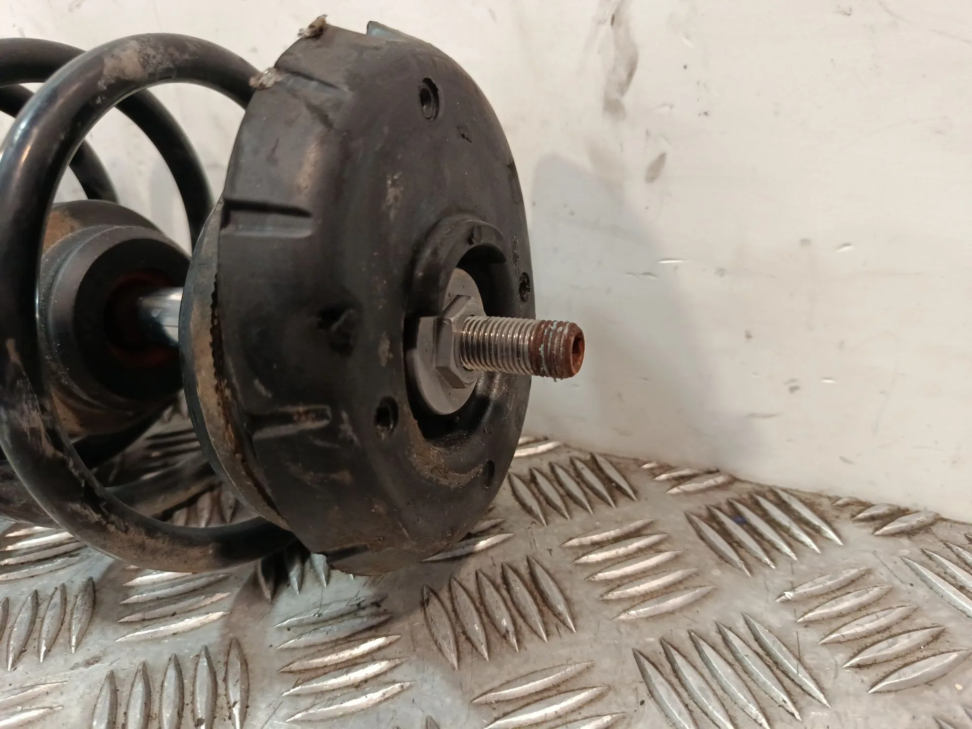 Amortiguador Delantero Izquierdo para Peugeot 208