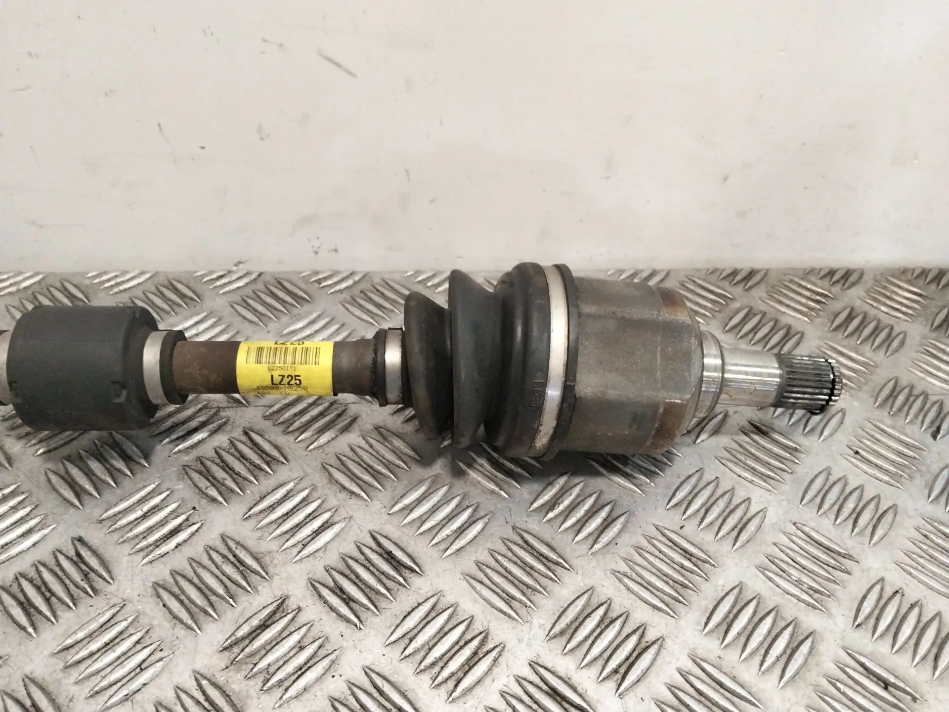 Transmision Delantera Derecha para Kia Stonic (Yb)