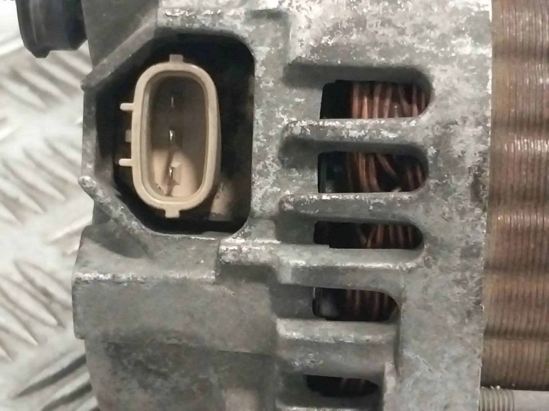 Alternador para Nissan Qashqai I (J10, Nj10)