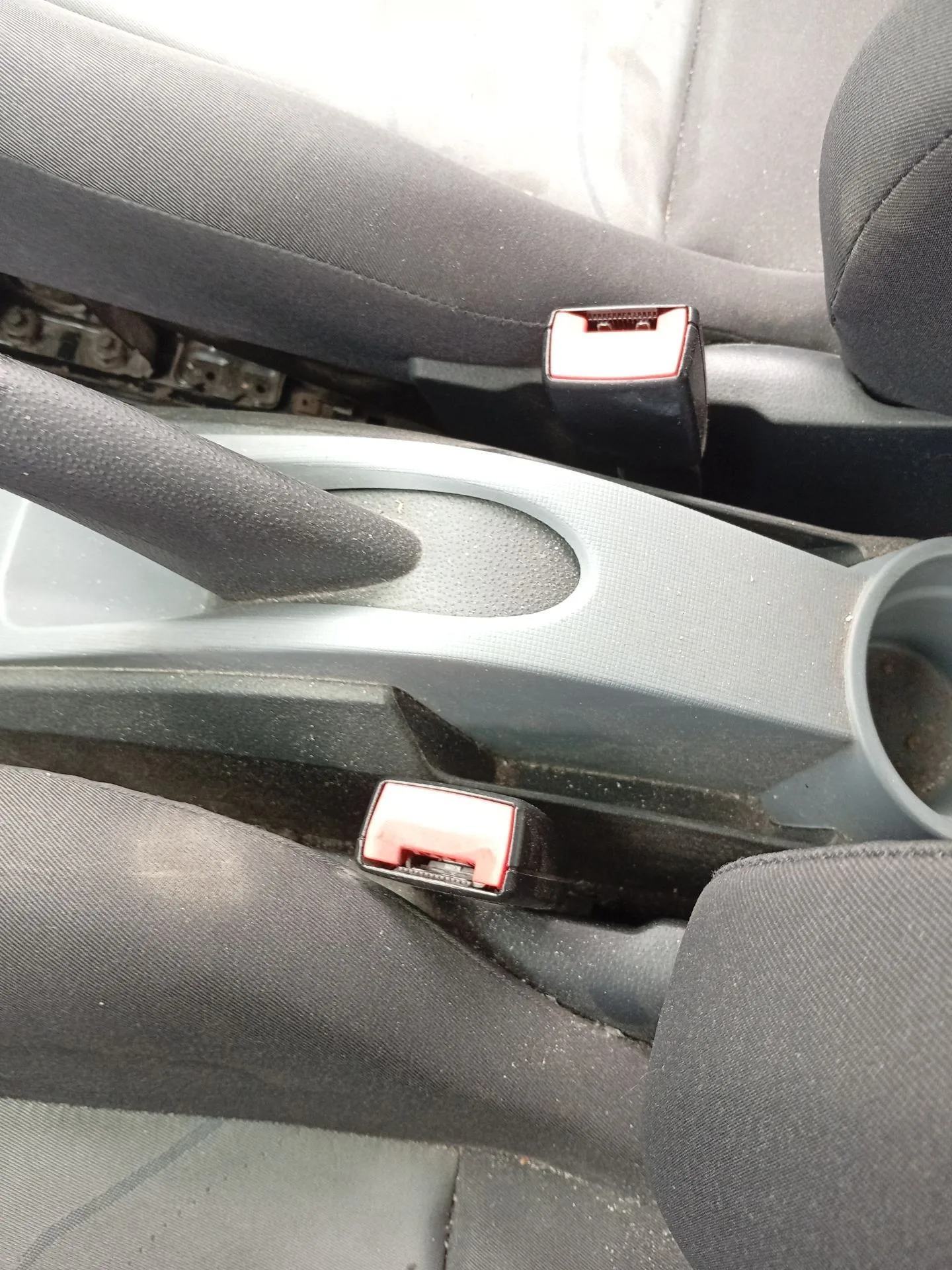 Enganche Cinturon Delantero Izquierdo para Seat Ibiza Iv (6J5, 6P1)