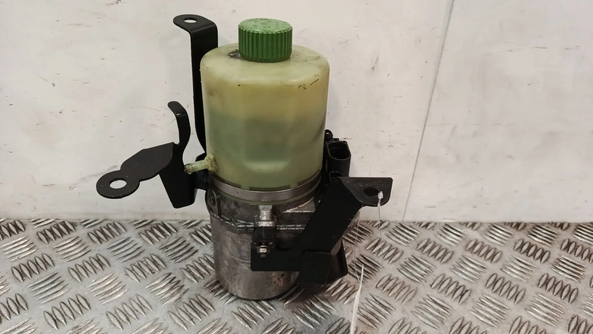 Bomba Servodireccion para Seat Ibiza Iv (6J5, 6P1)