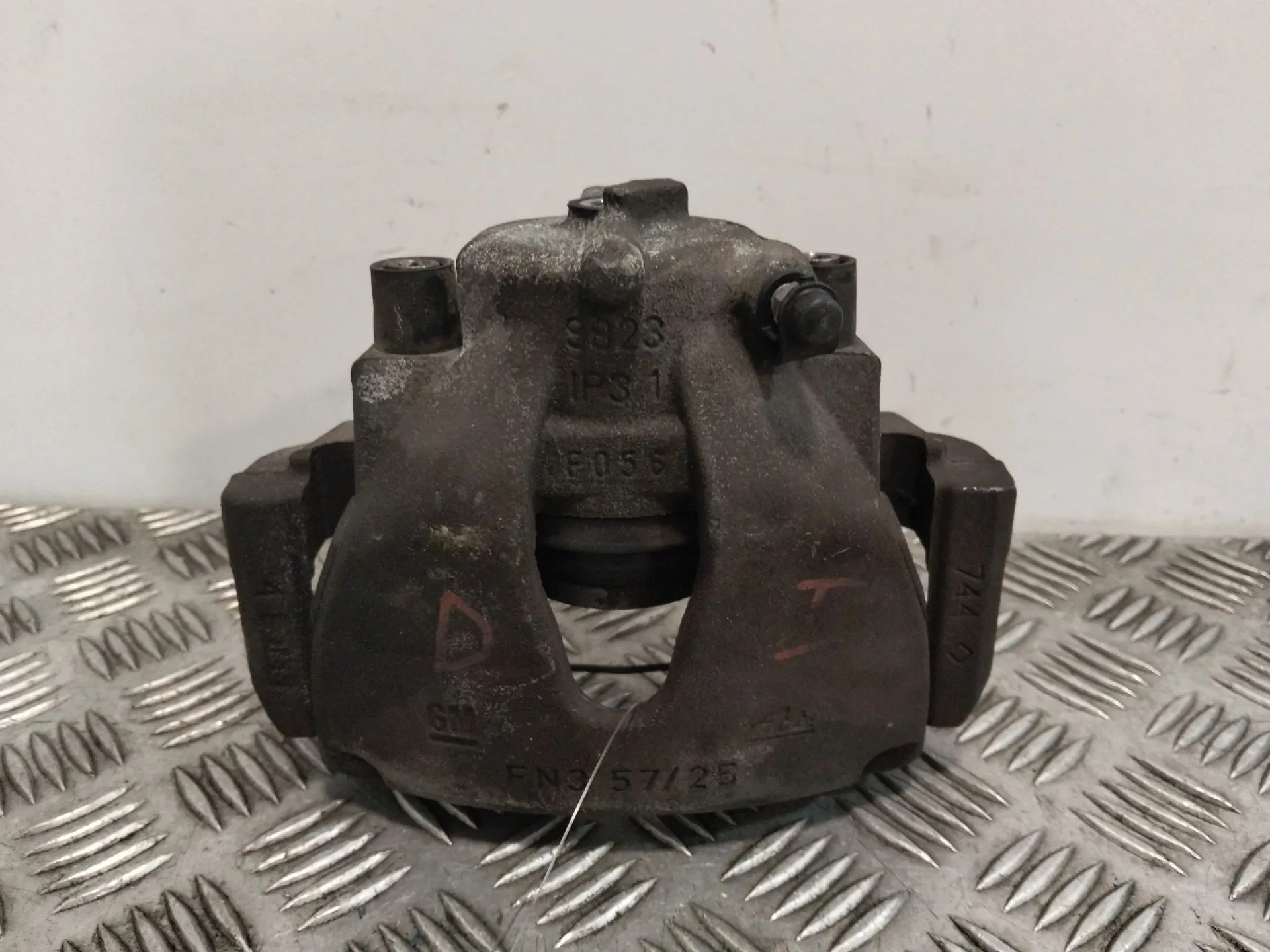 Pinza Freno Delantera Izquierda para Opel Corsa C (X01)