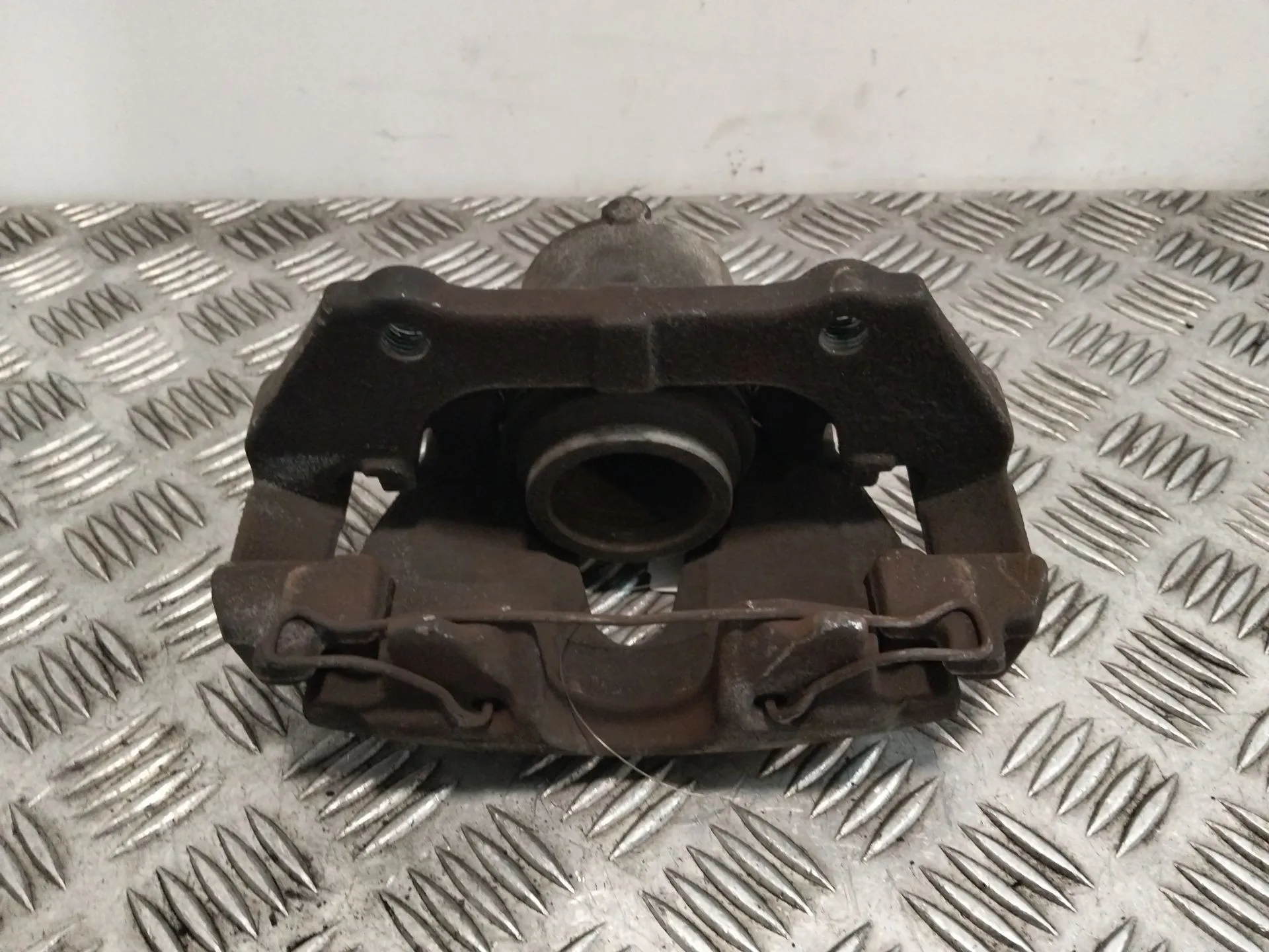 Pinza Freno Delantera Izquierda para Opel Corsa C (X01)