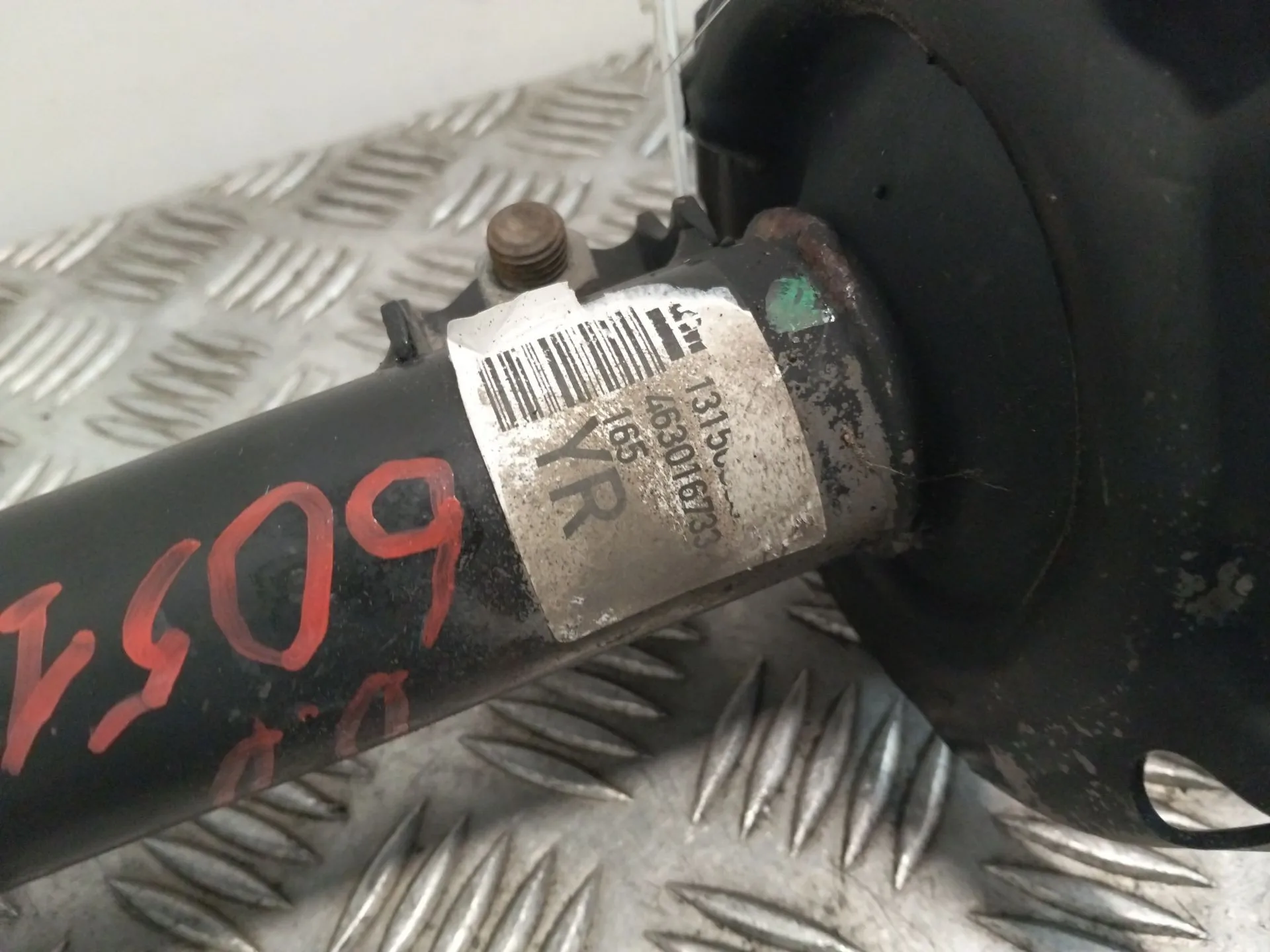 Amortiguador Delantero Derecho para Opel Corsa C (X01)