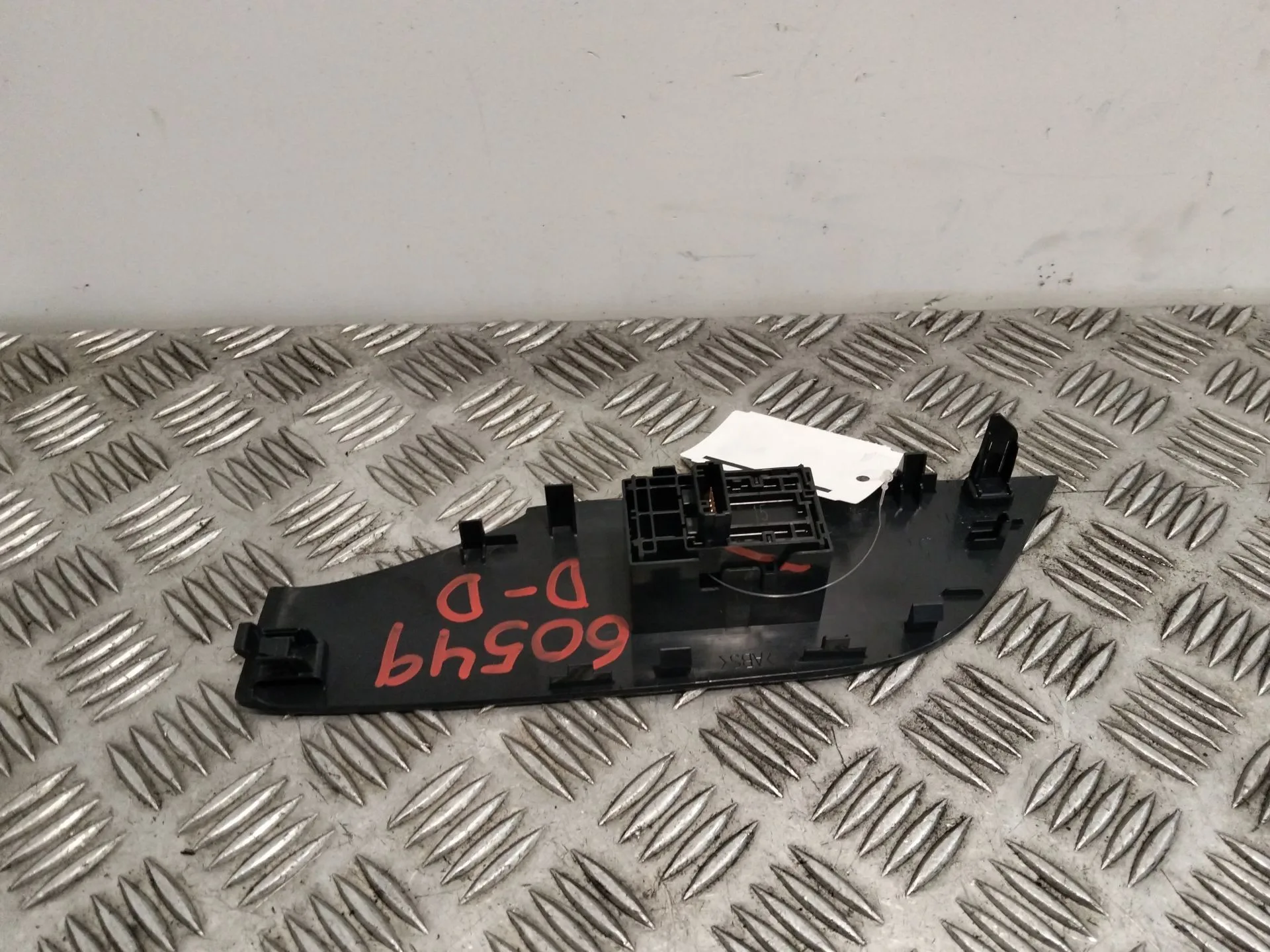 Elevalunas Delantero Izquierdo para Toyota Rav 4 V (_A5_, _H5_)