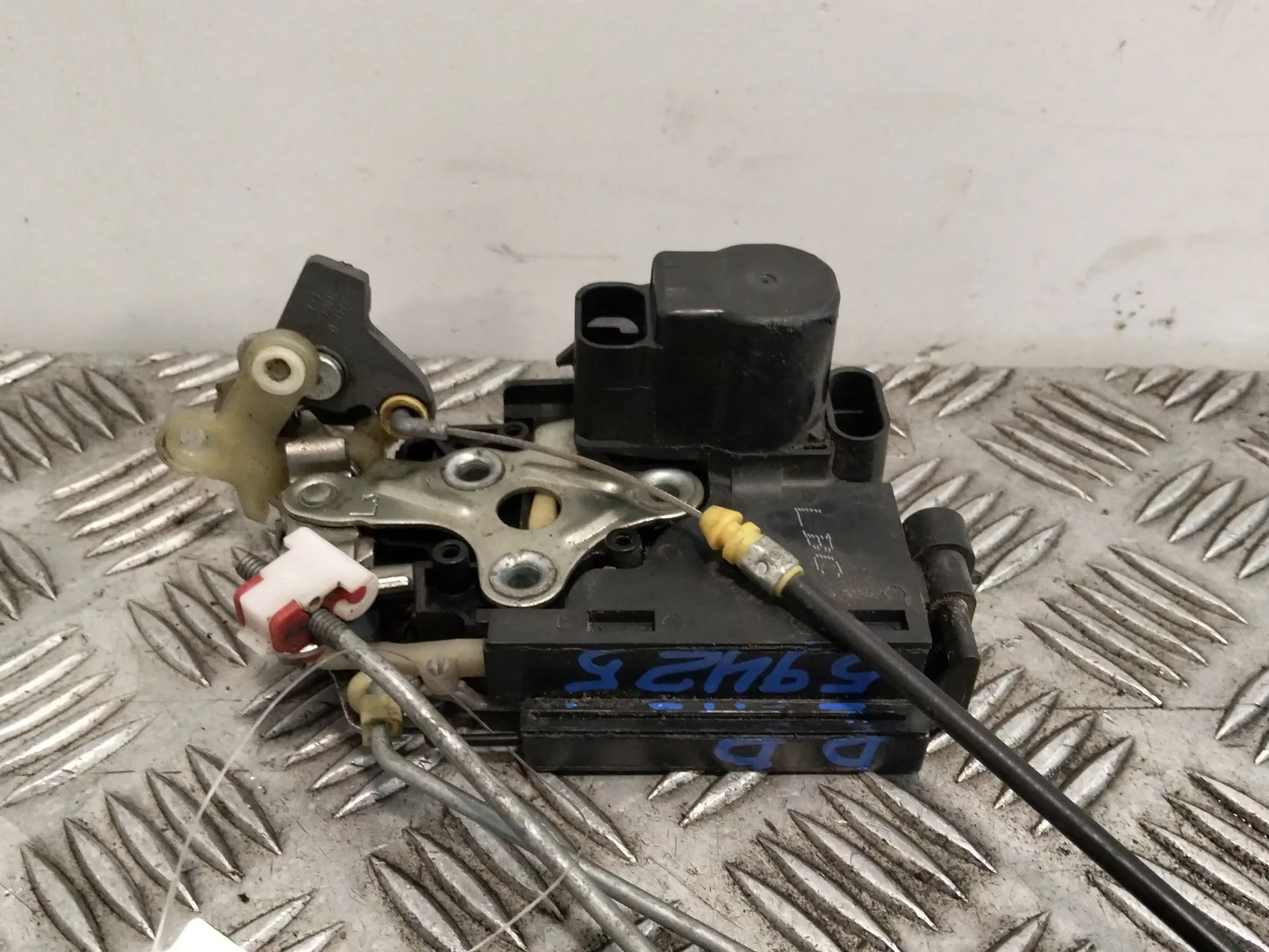 Cerradura Puerta Delantera Derecha para Ssangyong Rexton W / Rexton