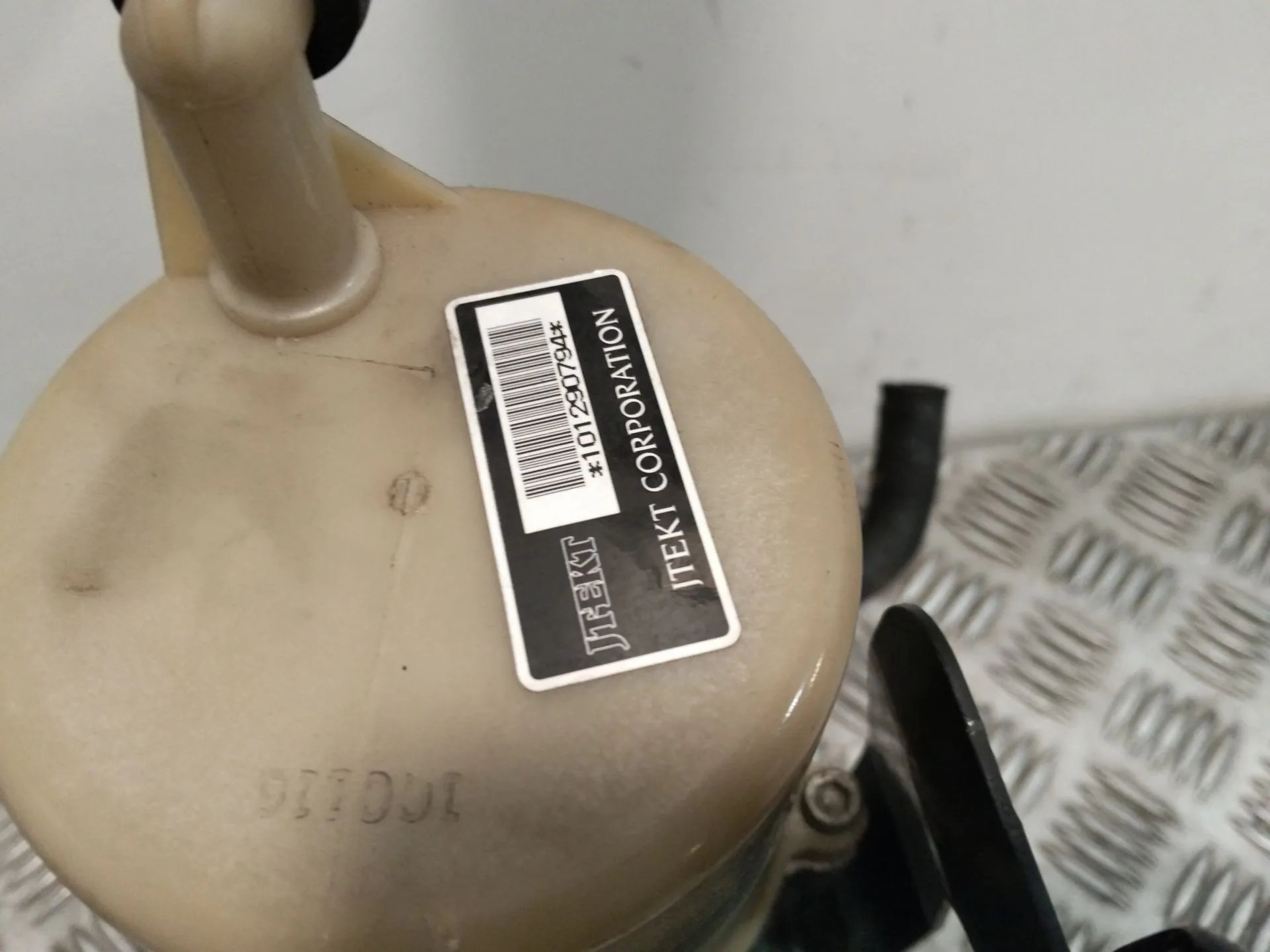 Bomba Direccion para Mazda 3 Sedan (Bl)