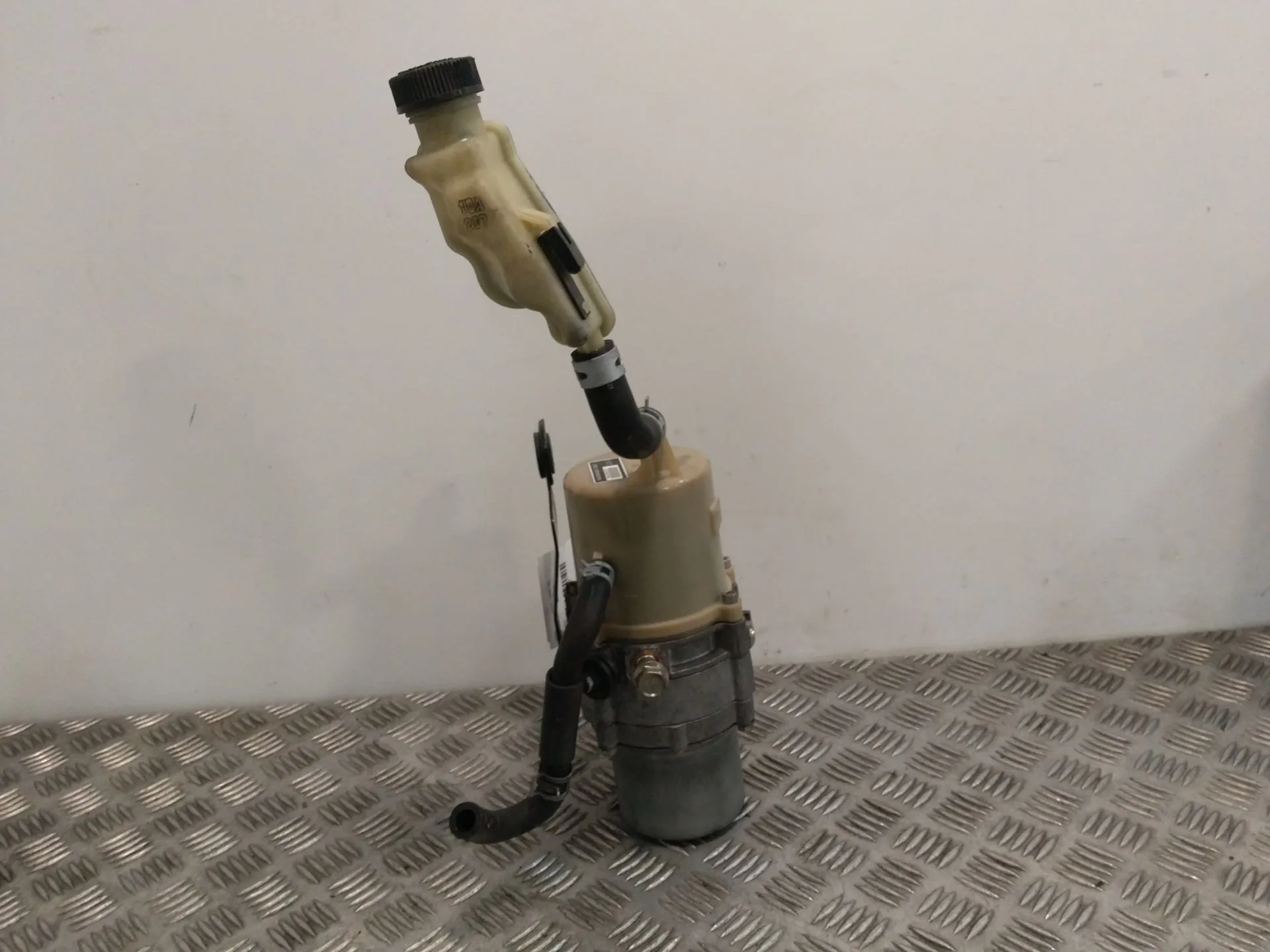 Bomba Direccion para Mazda 3 Sedan (Bl)