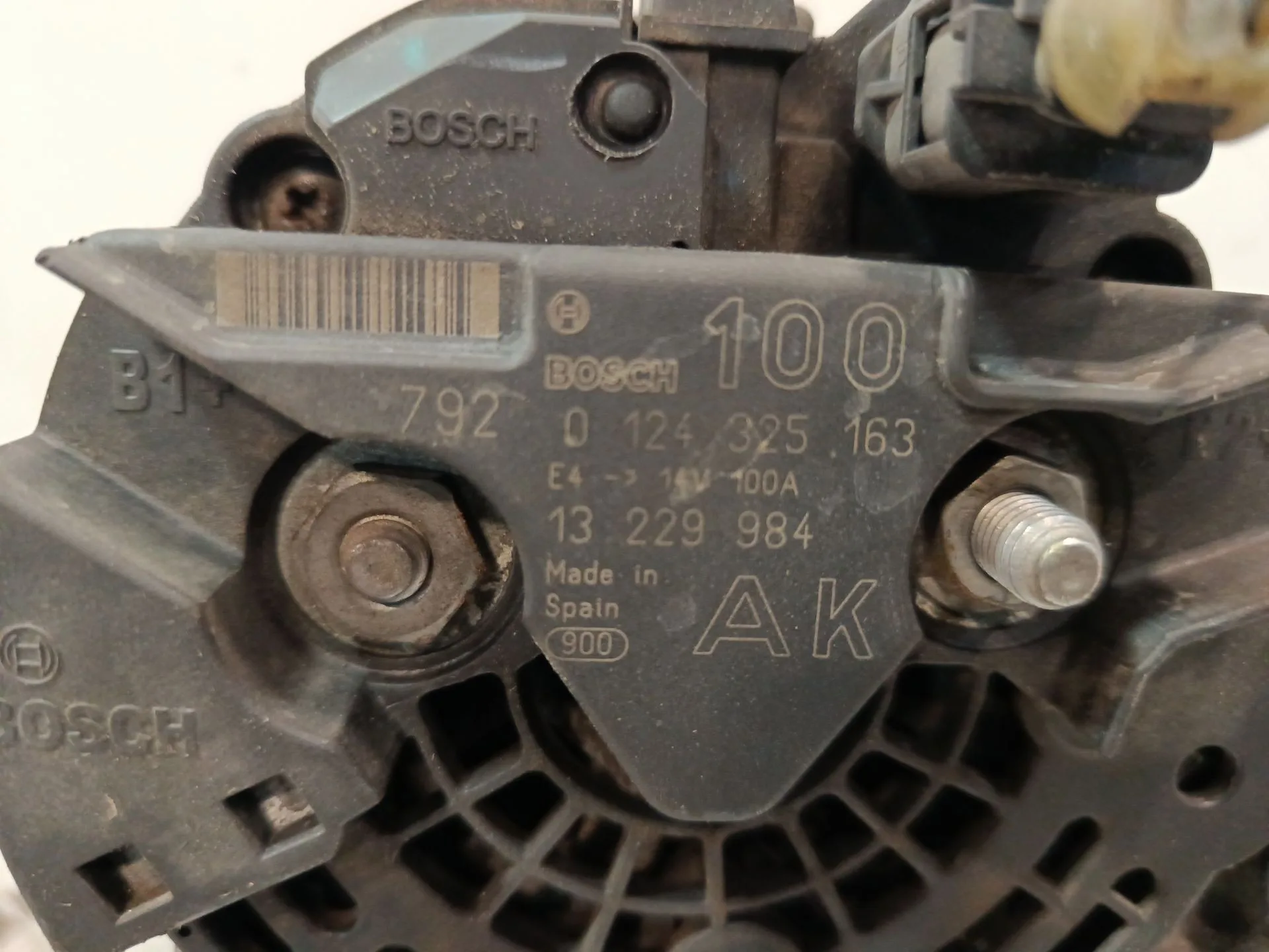 Alternador para Opel Meriva A Monospace (X03)