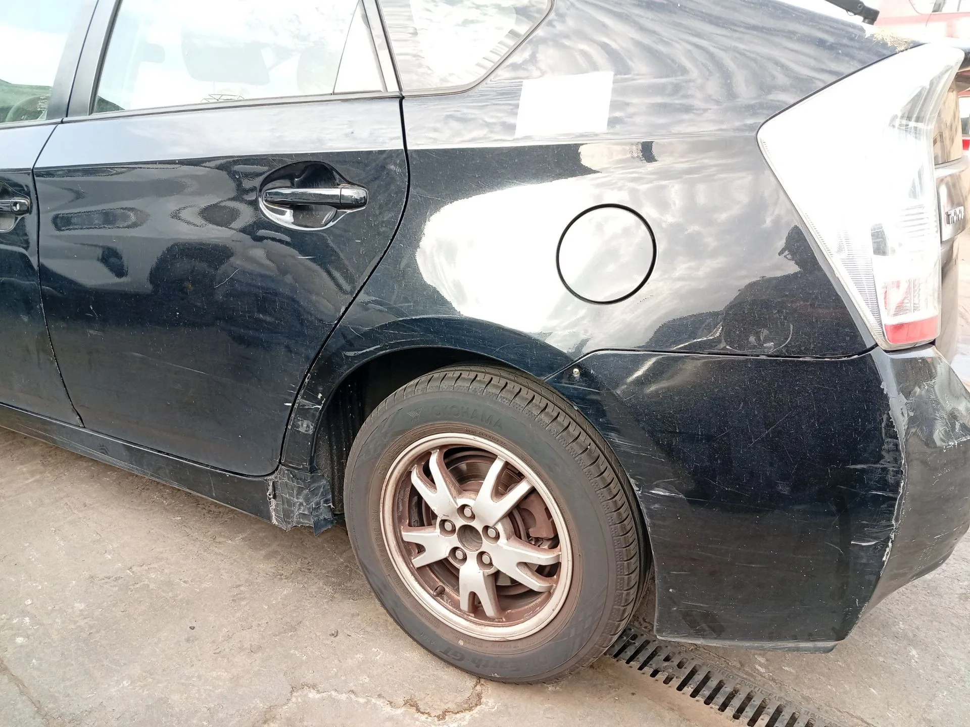 Mangueta Trasera Izquierda para Toyota Prius (_W3_)