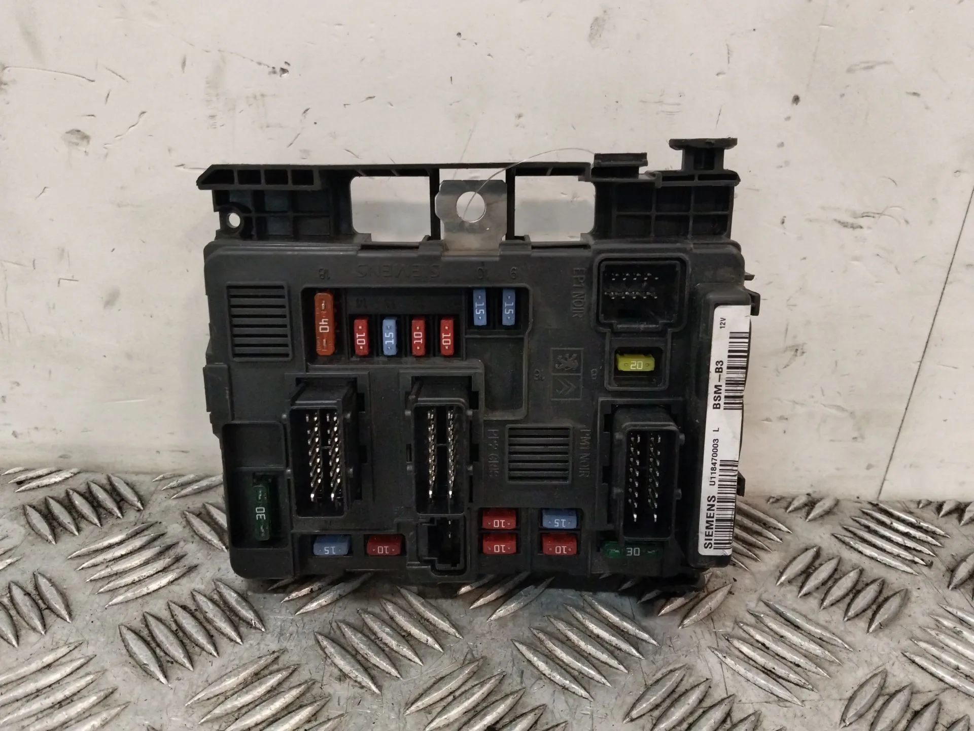 Caja Reles / Fusibles para Citroën Xsara Picasso (N68)