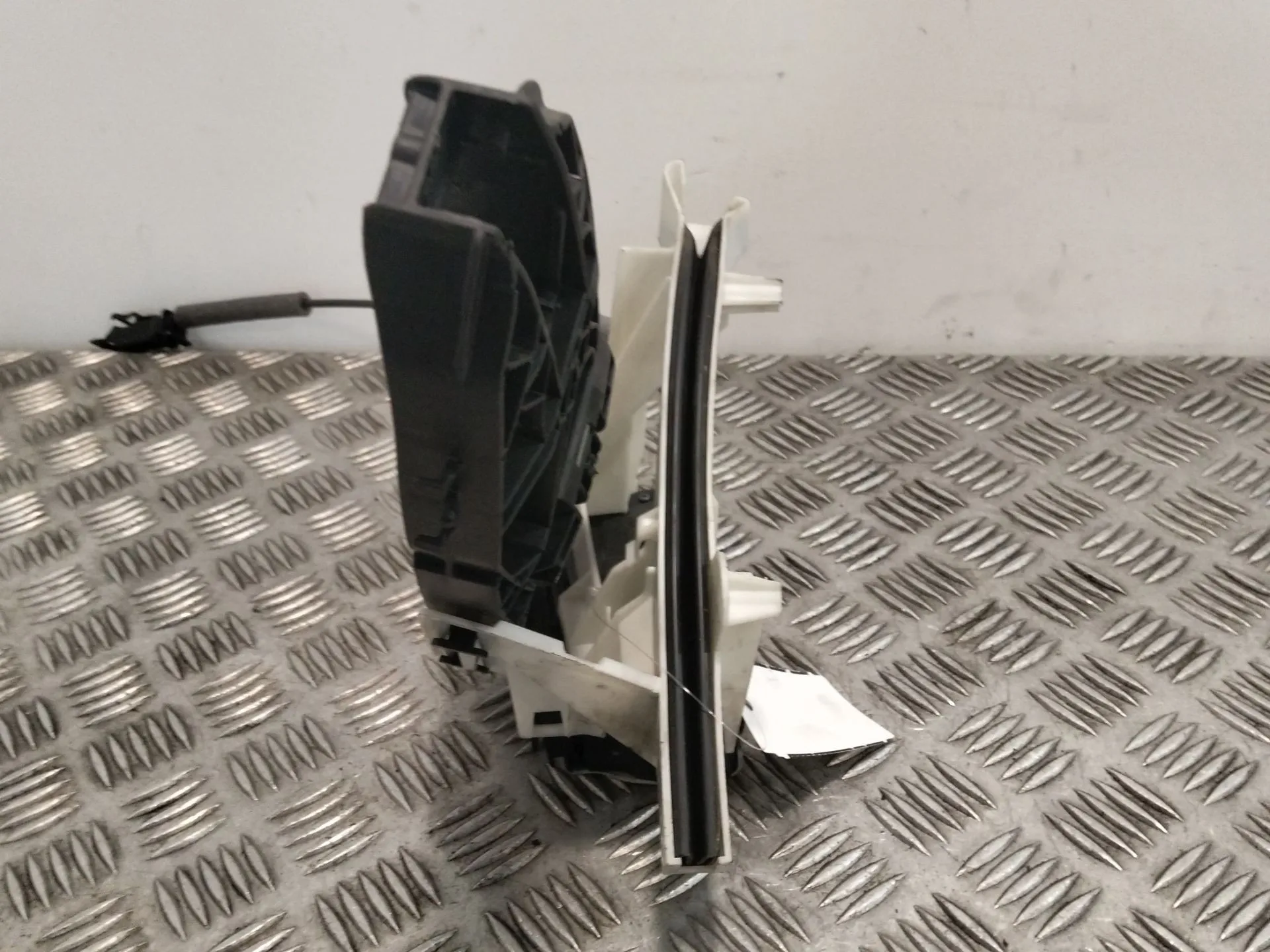 Cerradura Puerta Trasera Derecha para Ford Puma (J2K, Cf7)