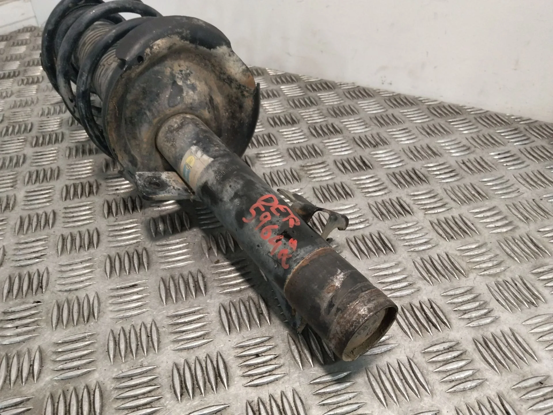 Amortiguador Delantero para Ford Focus C-Max (Dm2)