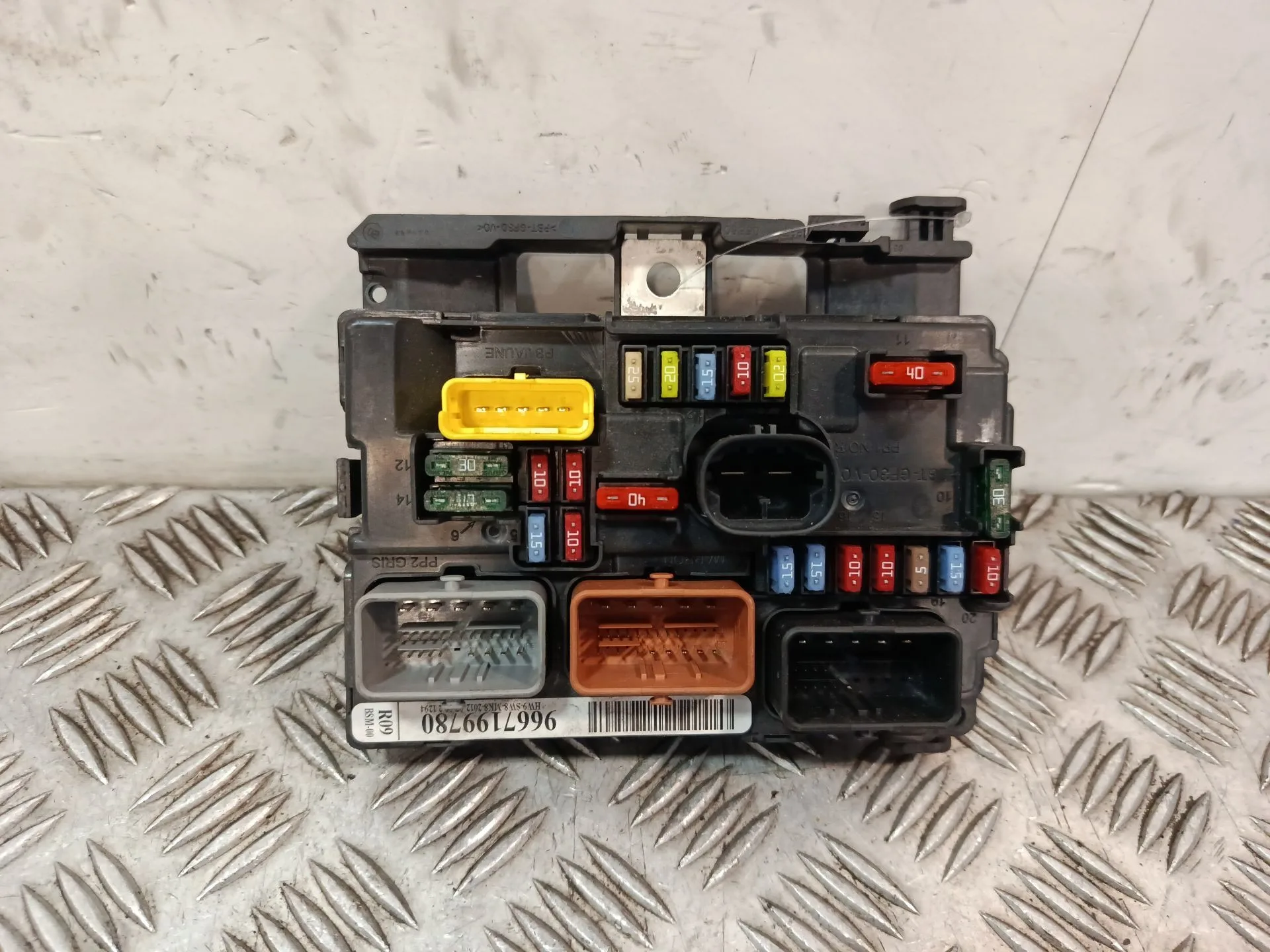 Caja Reles / Fusibles para Citroën C3 Ii (Sc_)