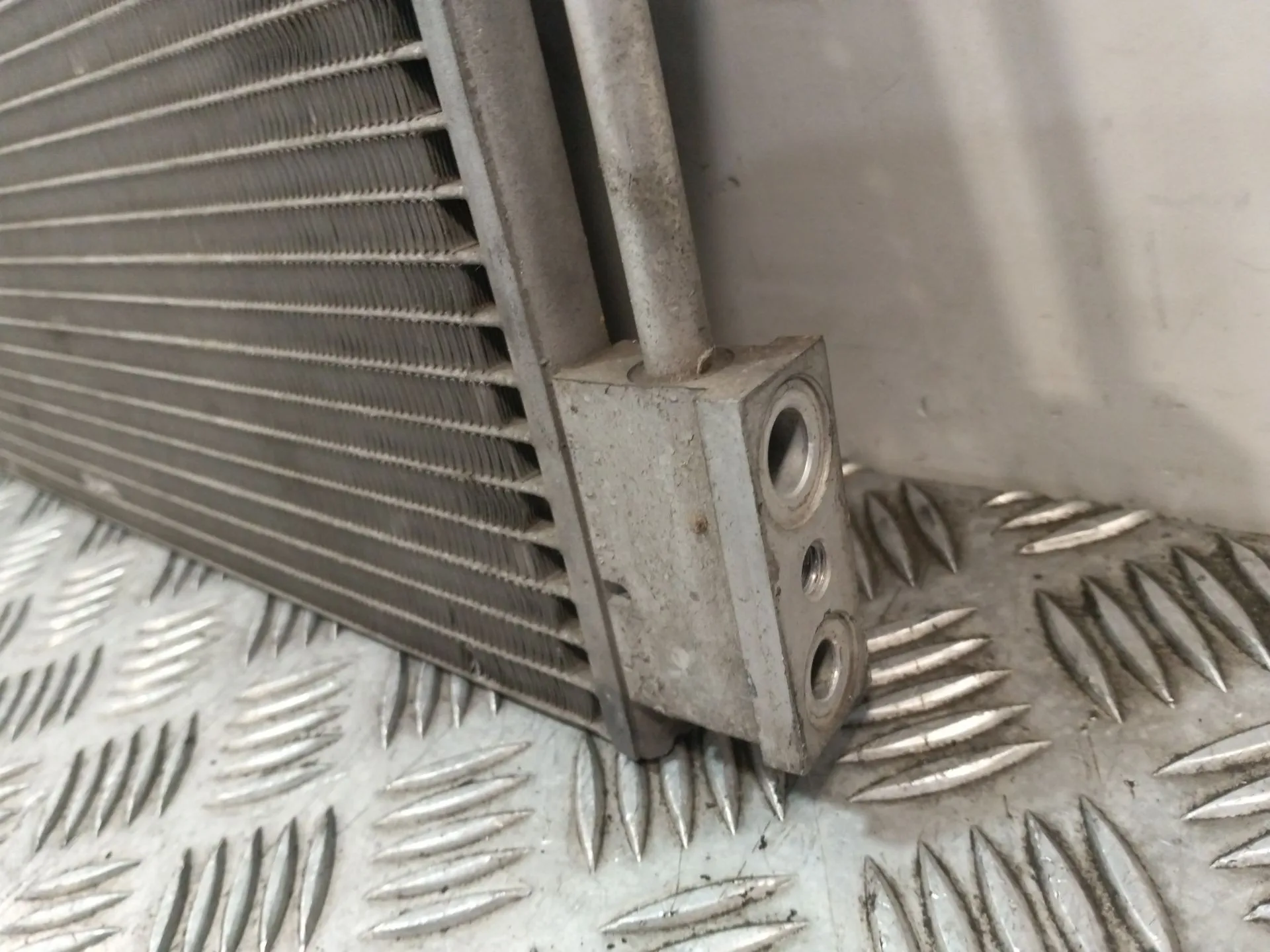 Condensador / Radiador Aire Acondicionado para Fiat Fiorino Monospace (225_)