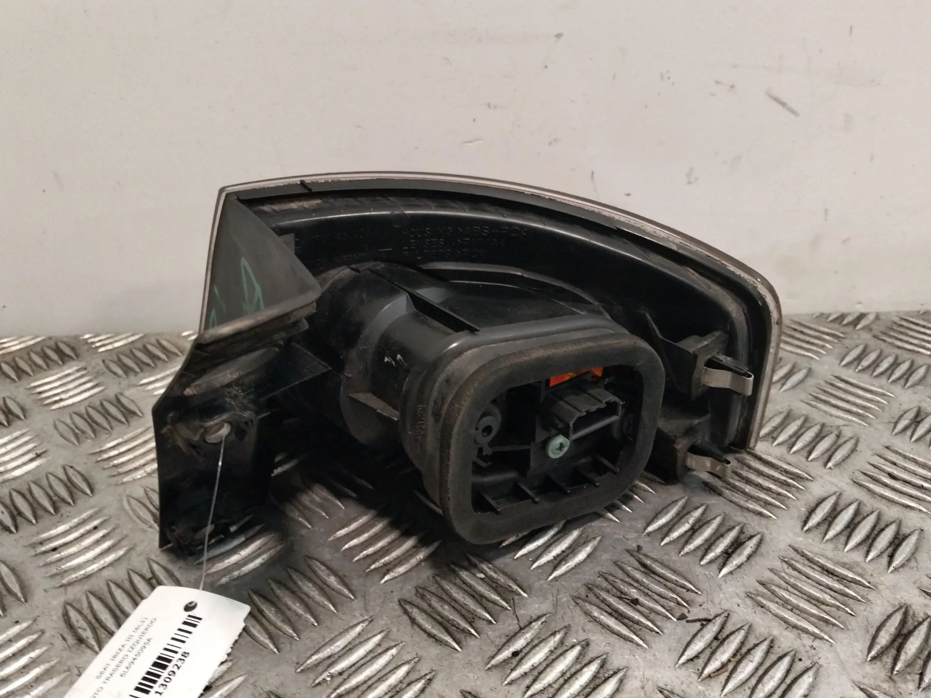 Piloto Trasero Izquierdo para Seat Ibiza Iii (6L1)