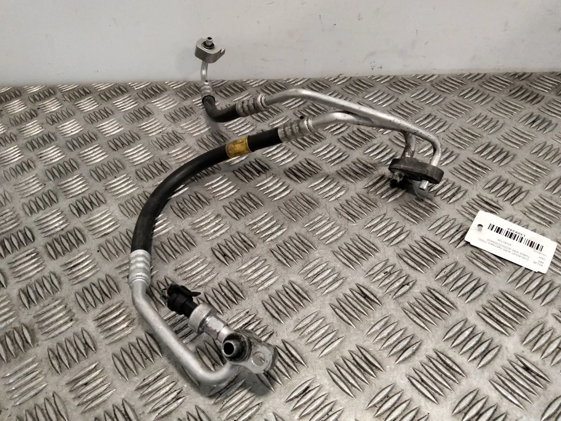 Tubos Aire Acondicionado para Chevrolet Aveo Hatchback (T300)