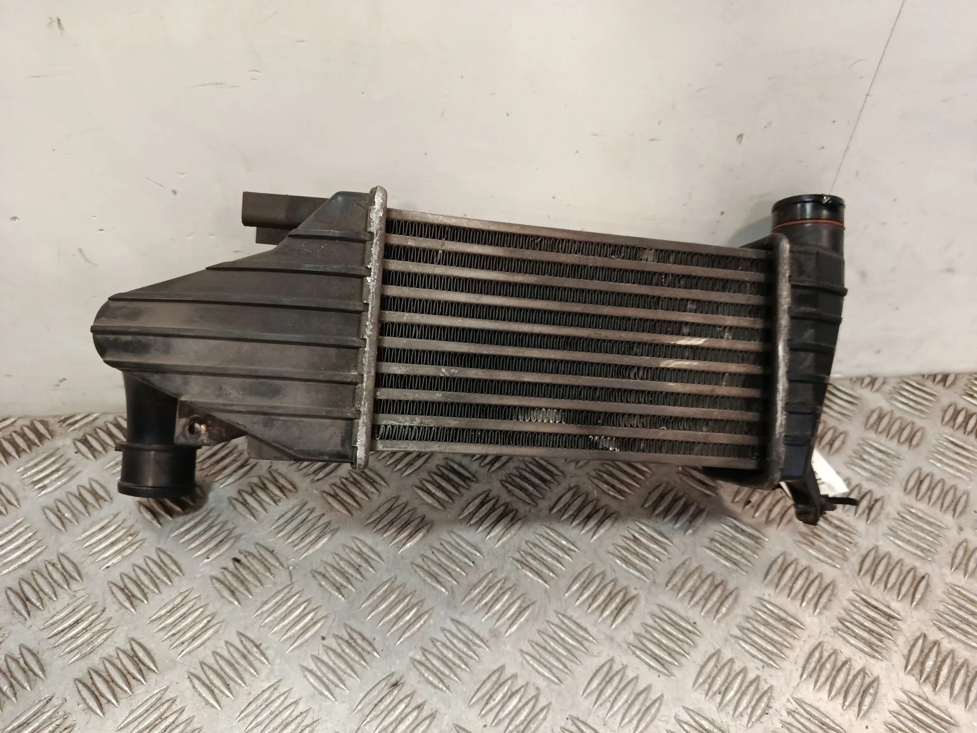 Intercooler para Opel Astra H (A04)